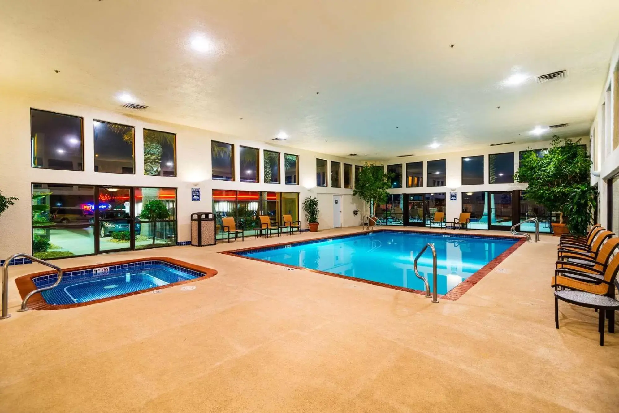 Pool view, Swimming Pool in Hampton Inn St. George