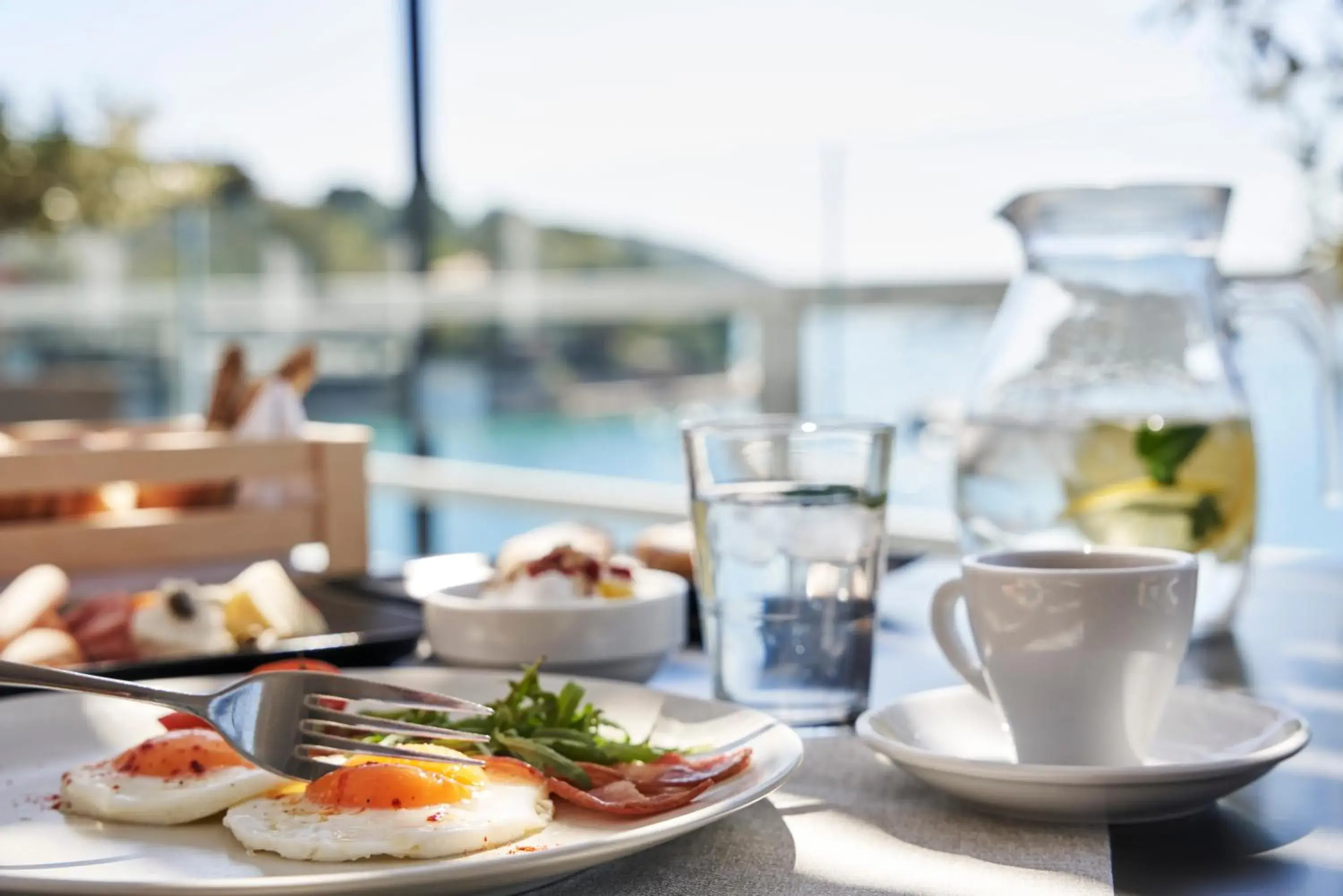 Food and drinks in Xenia Poros Image Hotel