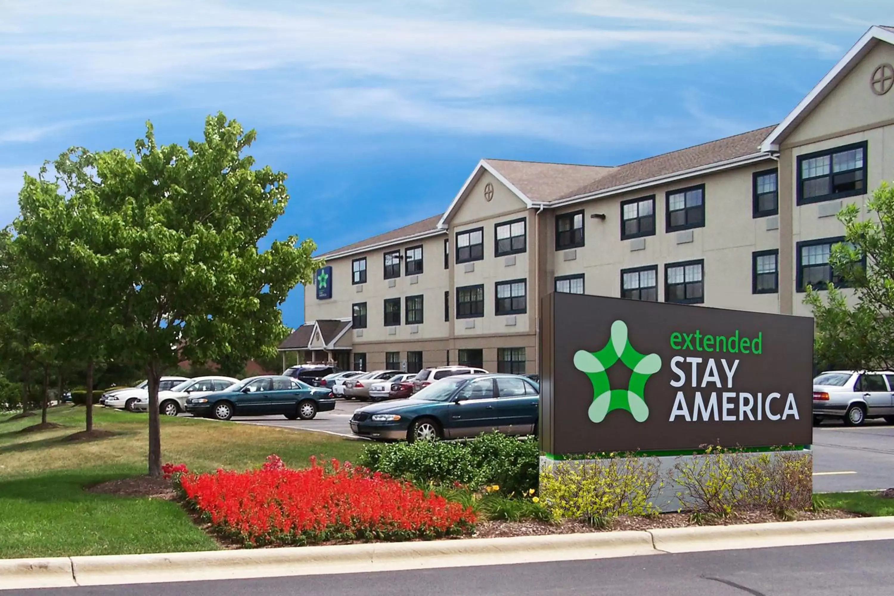 Property building in Extended Stay America Suites - Chicago - Burr Ridge