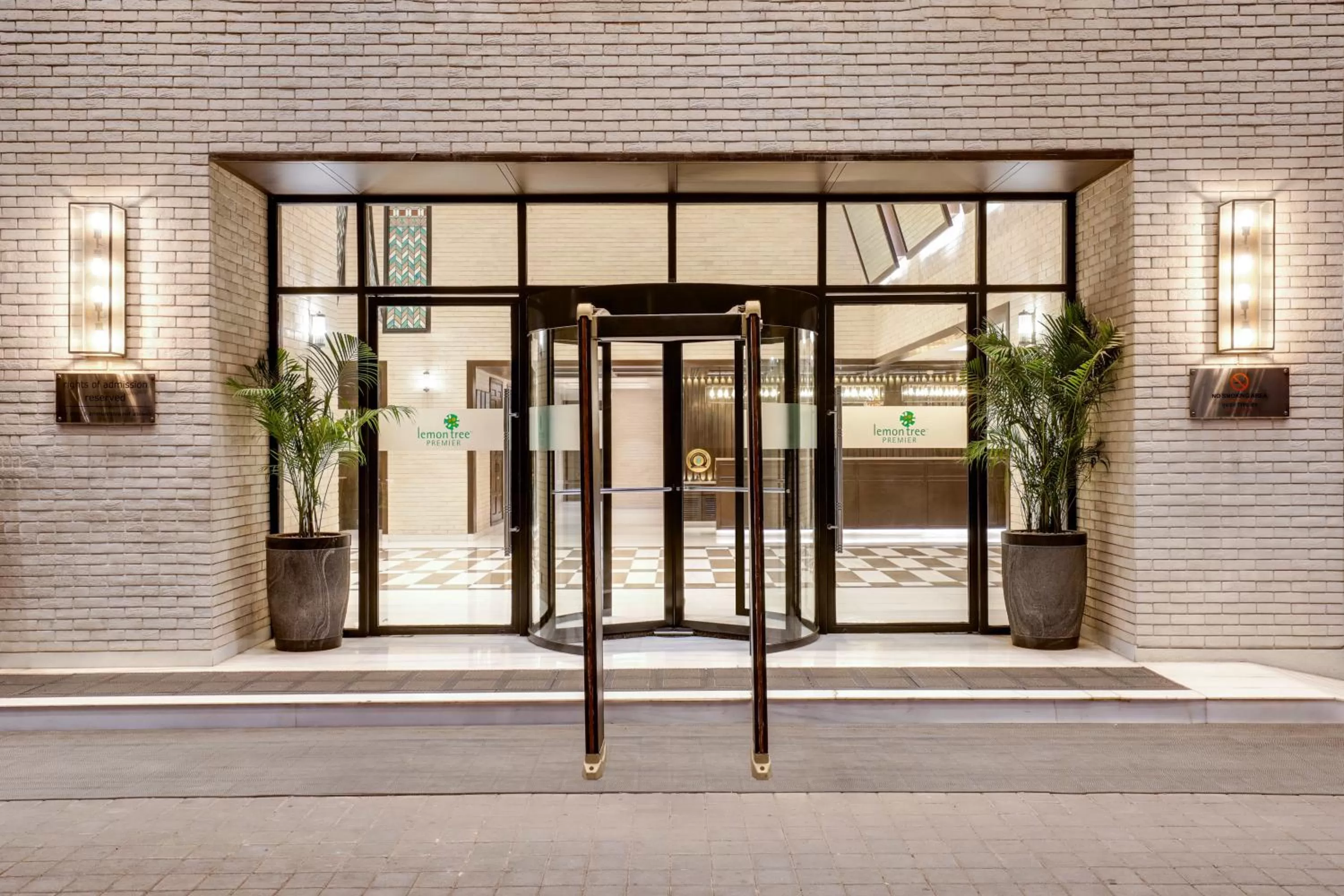 Facade/entrance in Lemon Tree Premier, Mumbai International Airport