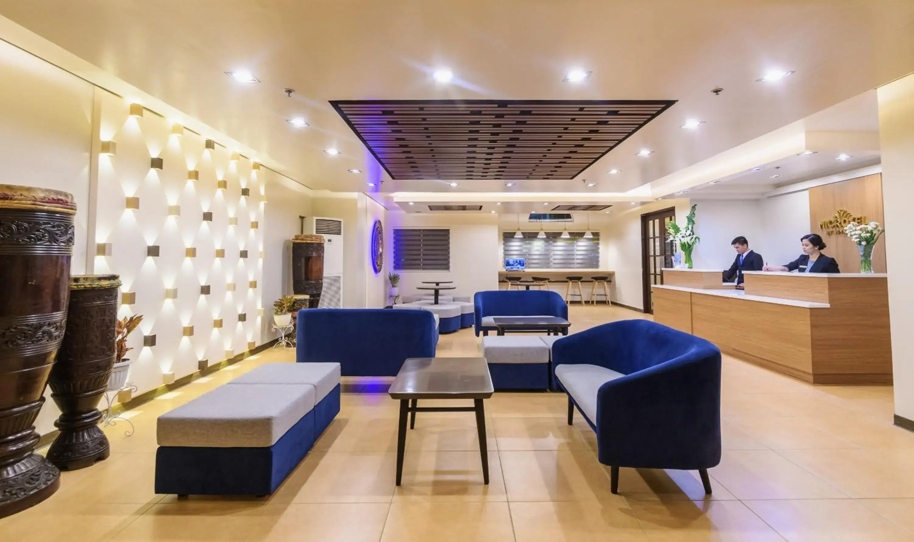 Lobby/Reception in Microtel by Wyndham Davao