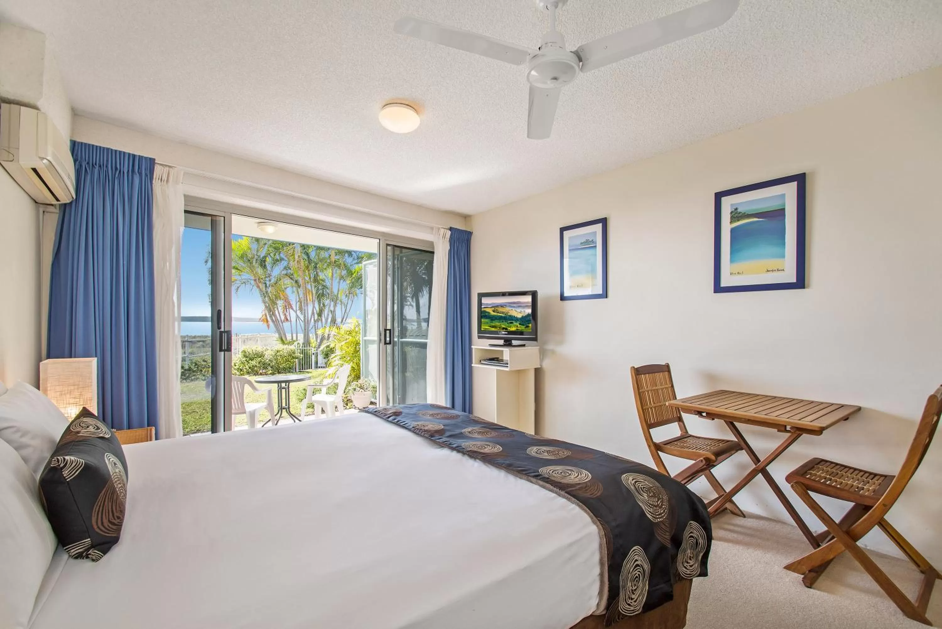 Bedroom, Bed in BreakFree Great Sandy Straits