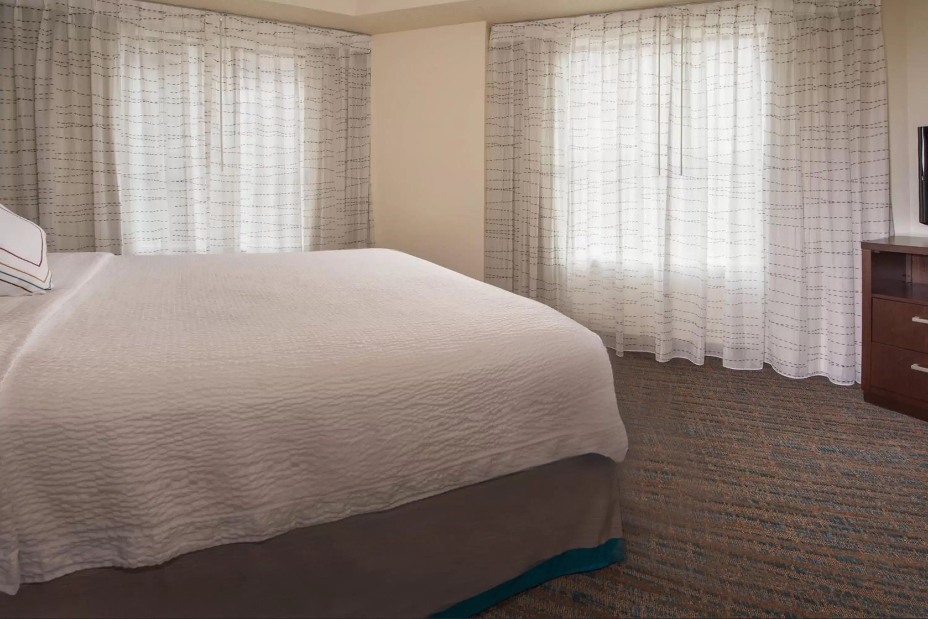 Bedroom, Bed in Residence Inn Arlington Rosslyn