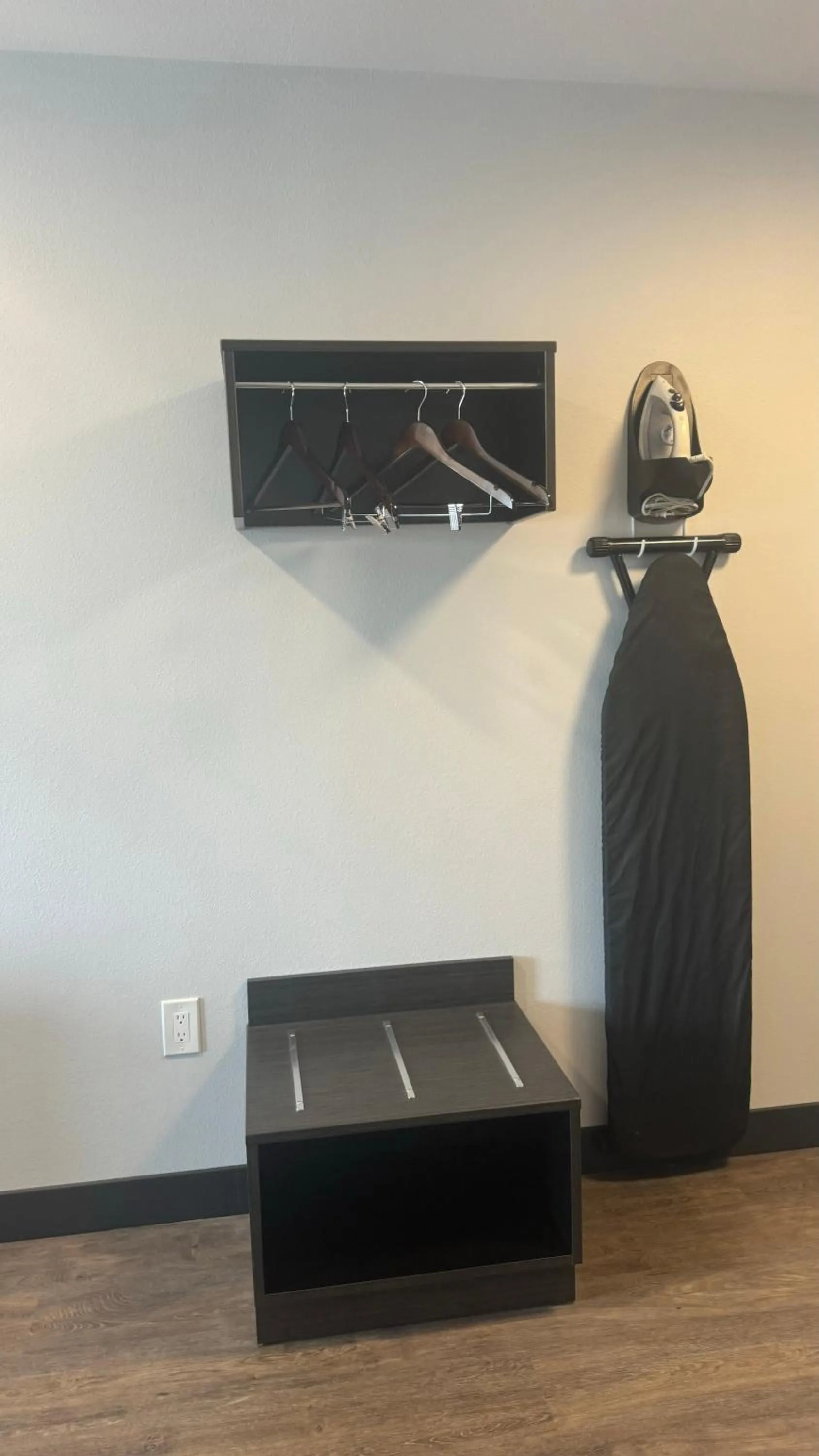 TV/Entertainment Center in Hotel del SOL