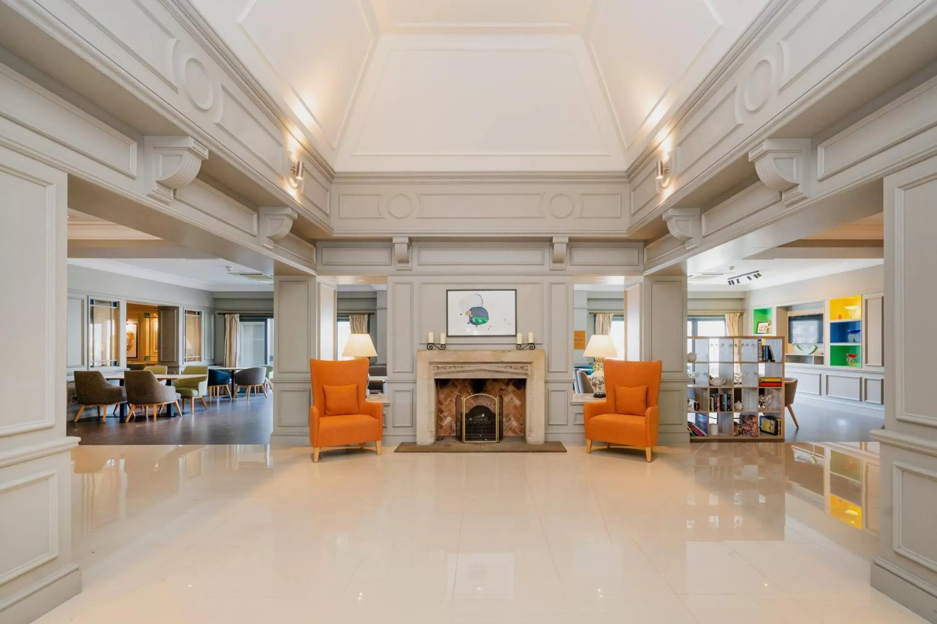Lobby or reception, Lobby/Reception in Holiday Inn Maidstone-Sevenoaks, an IHG Hotel