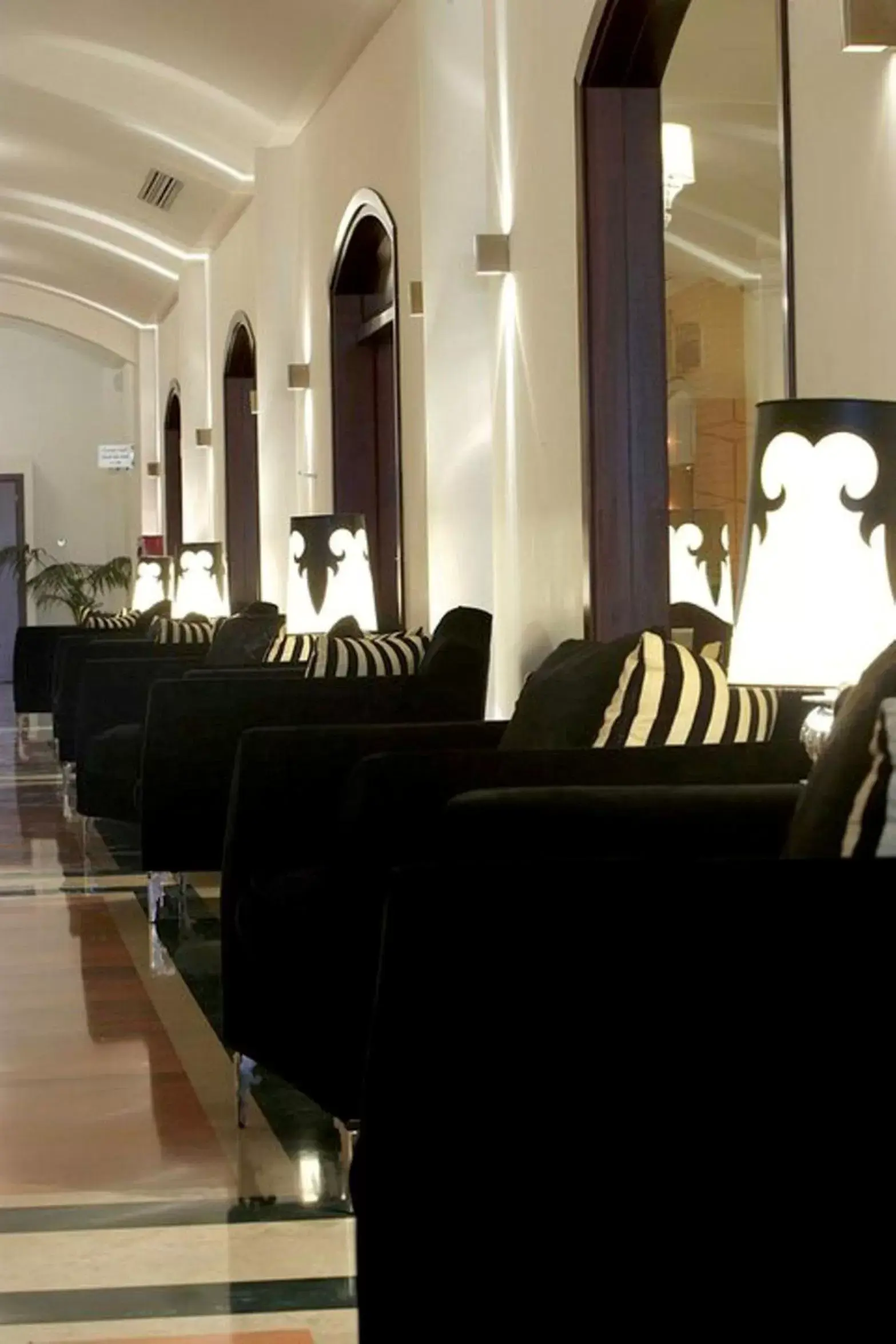 Lounge or bar, Seating Area in Porto Palace Hotel Thessaloniki