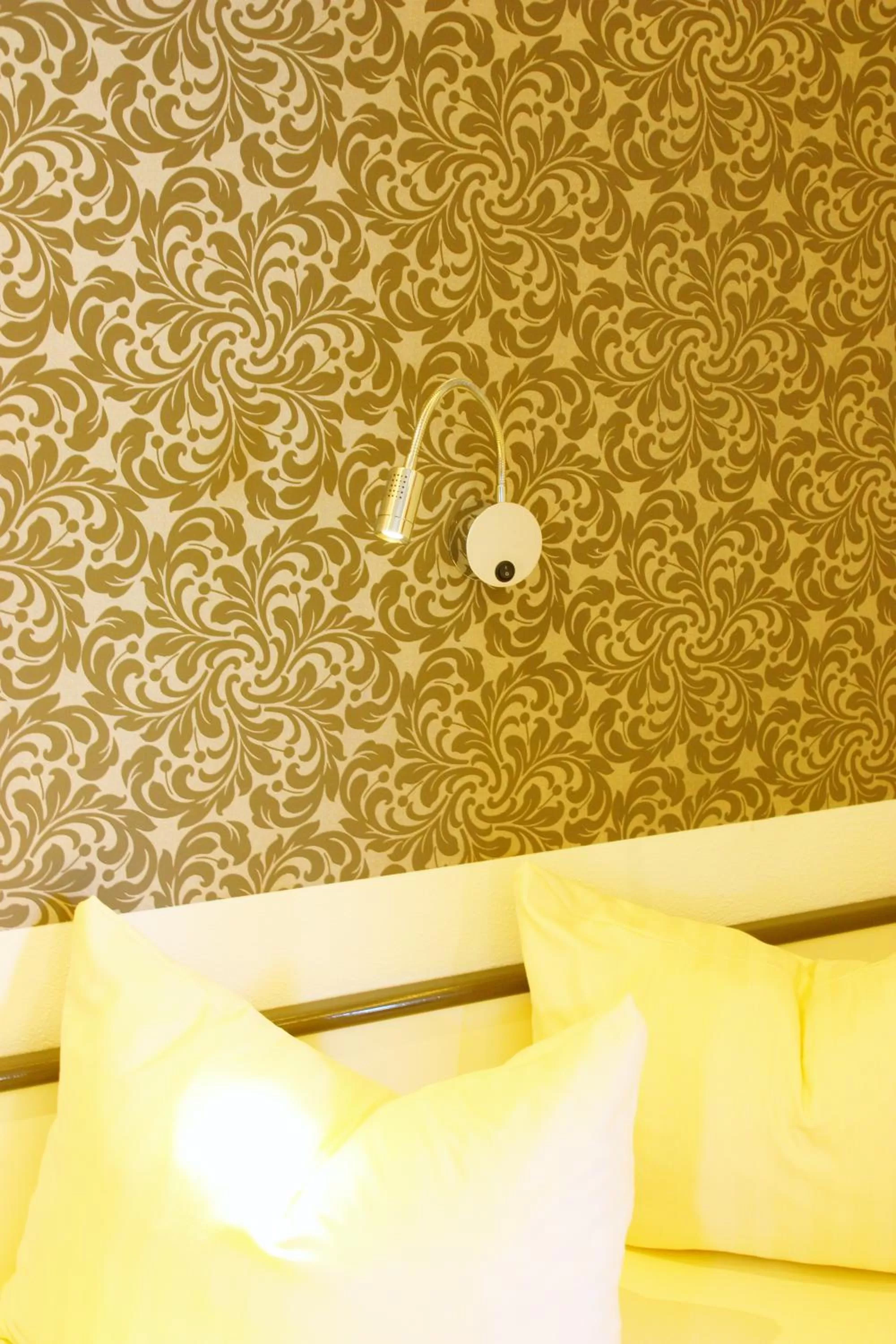 Decorative detail, Bed in Hotel am Schloss