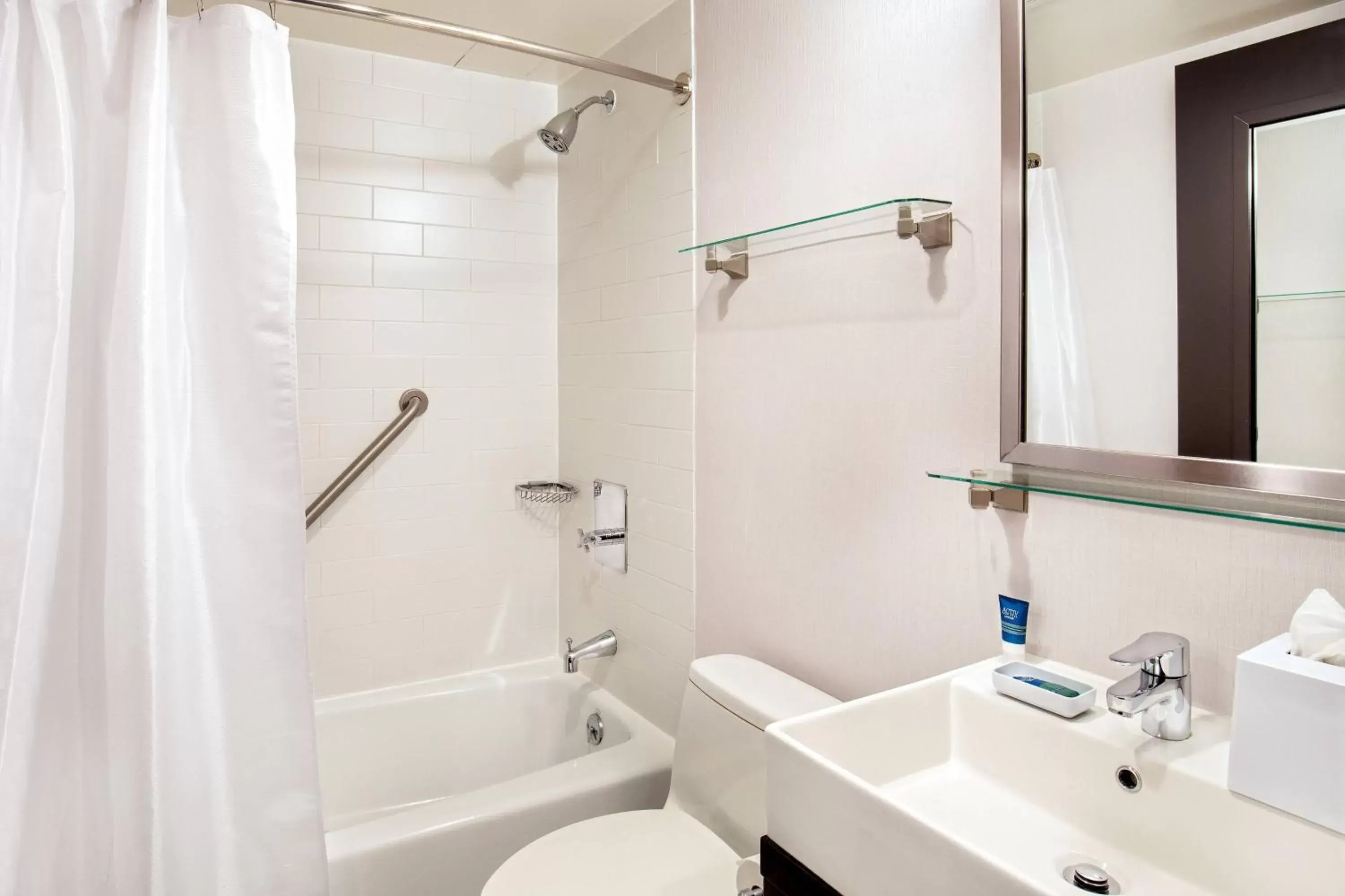 Bathroom in Four Points by Sheraton Midtown - Times Square