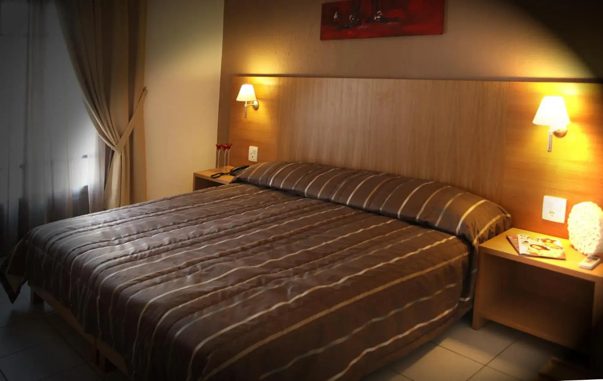 Property building, Bed in Europa Beach Hotel