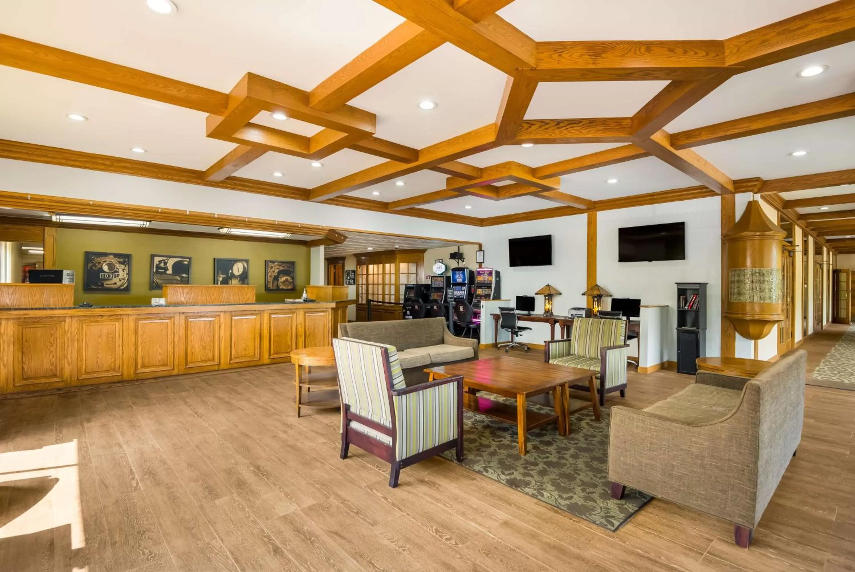 Lobby or reception in Best Western Prairie Inn & Conference Center