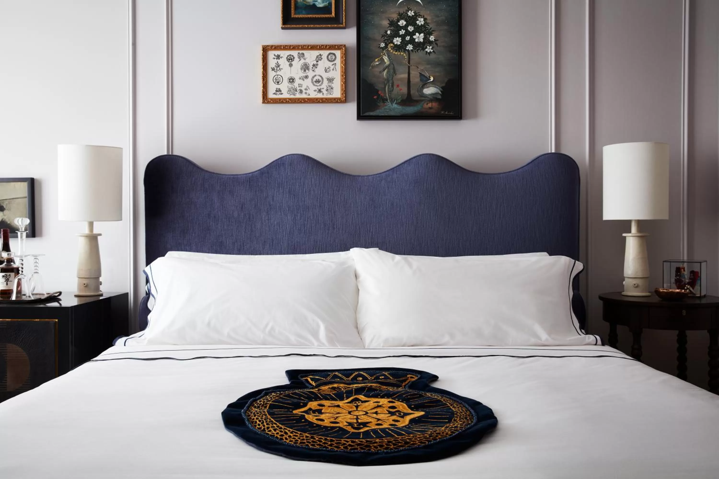 Decorative detail, Bed in Maison de la Luz