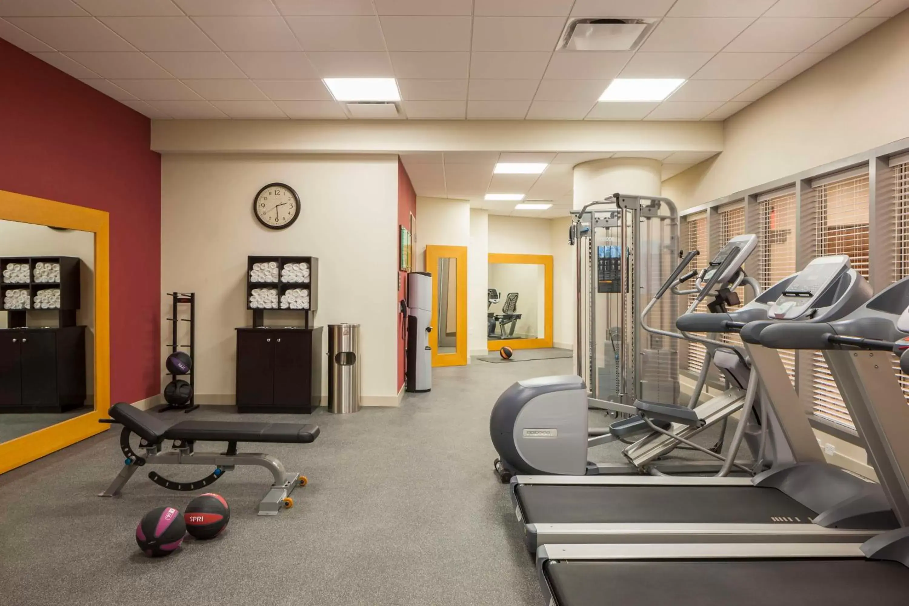 Fitness centre/facilities, Fitness Center/Facilities in Hilton Garden Inn Long Island City