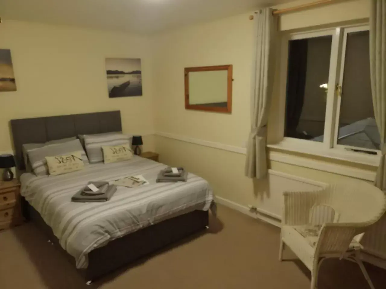 Bedroom, Bed in Gilpin Bridge Inn
