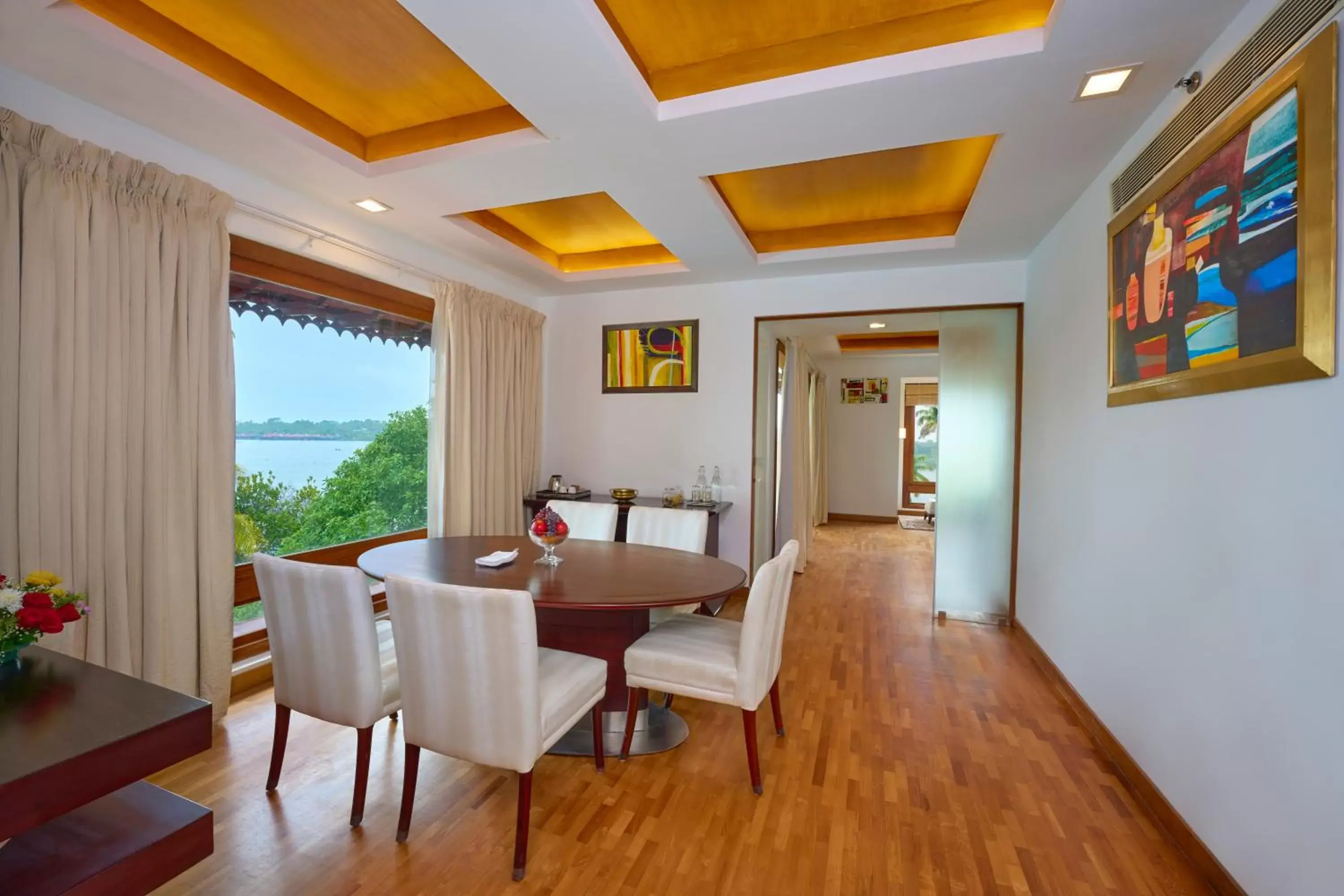 Dining Area in The Leela Ashtamudi, A Raviz Hotel