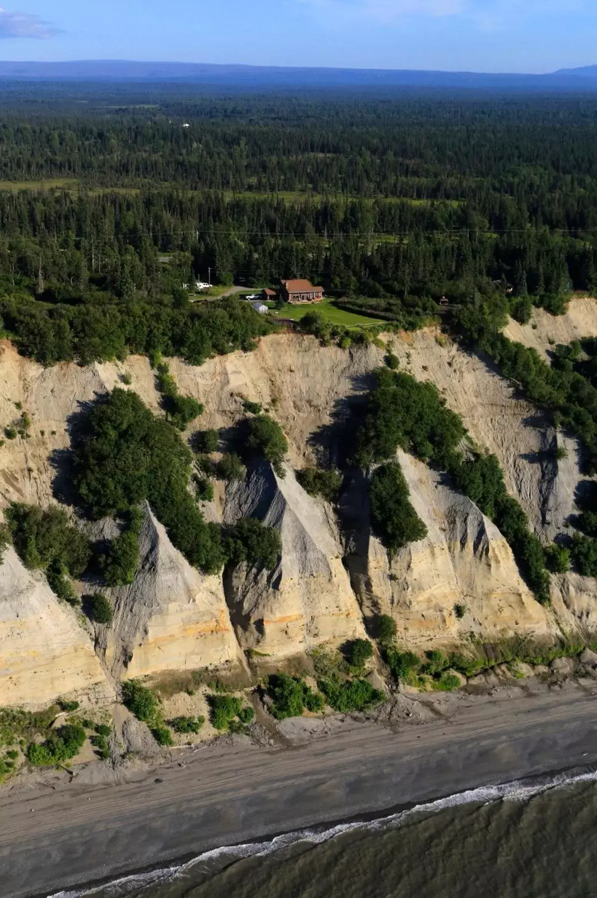 Landmark view, Bird's-eye View in Clam Gulch Lodge