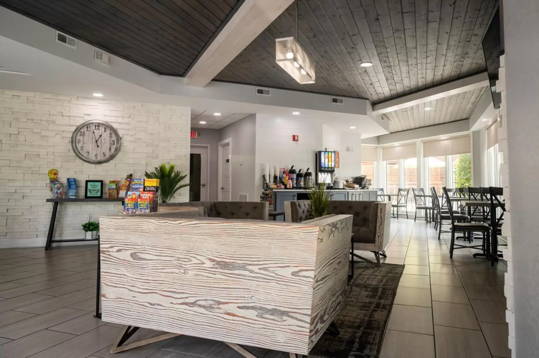 Lobby or reception in Twin Mountain Inn & Suites