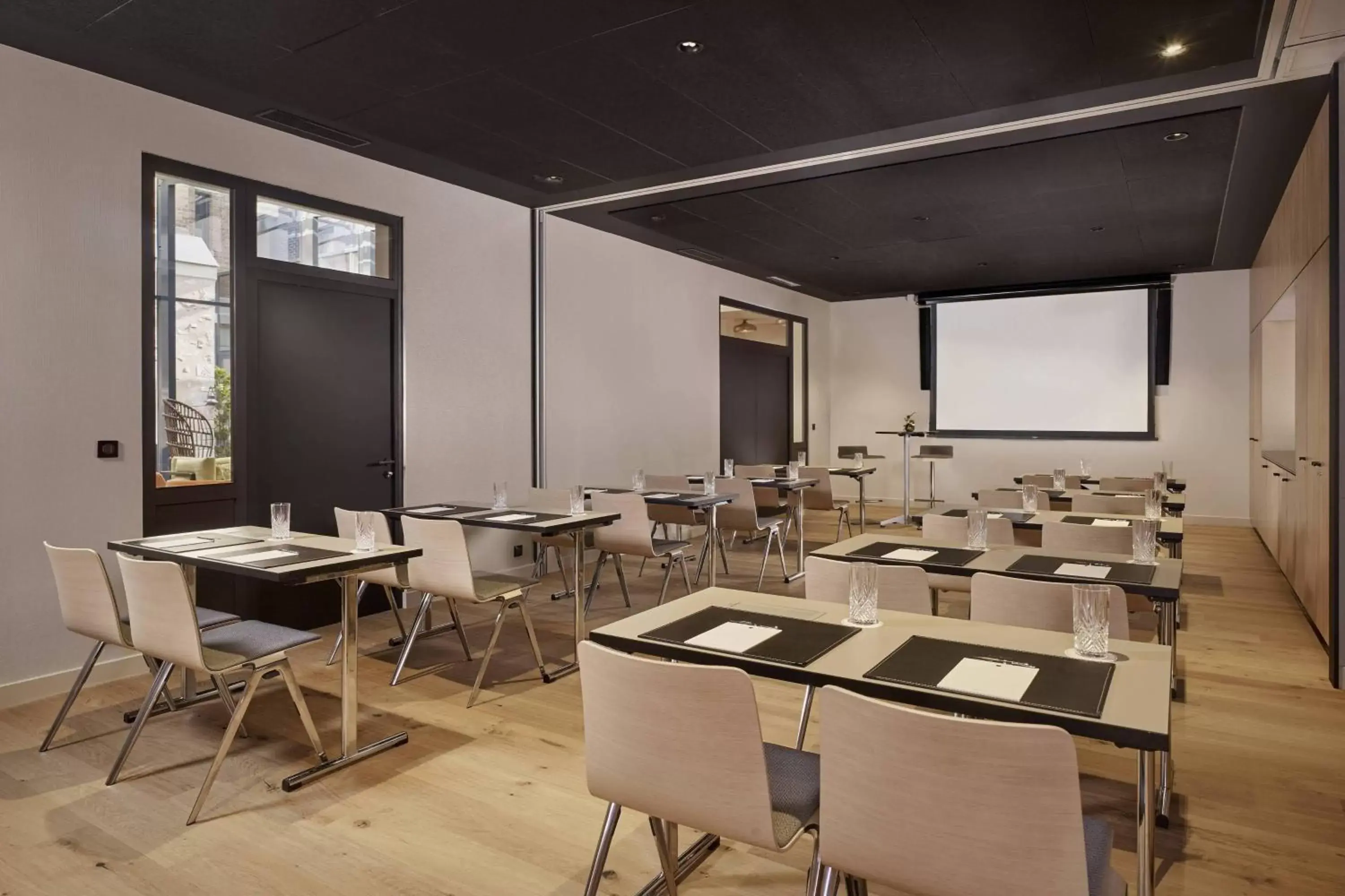 Meeting/conference room, Restaurant/Places to Eat in La Caserne Chanzy Hotel & Spa, Autograph Collection