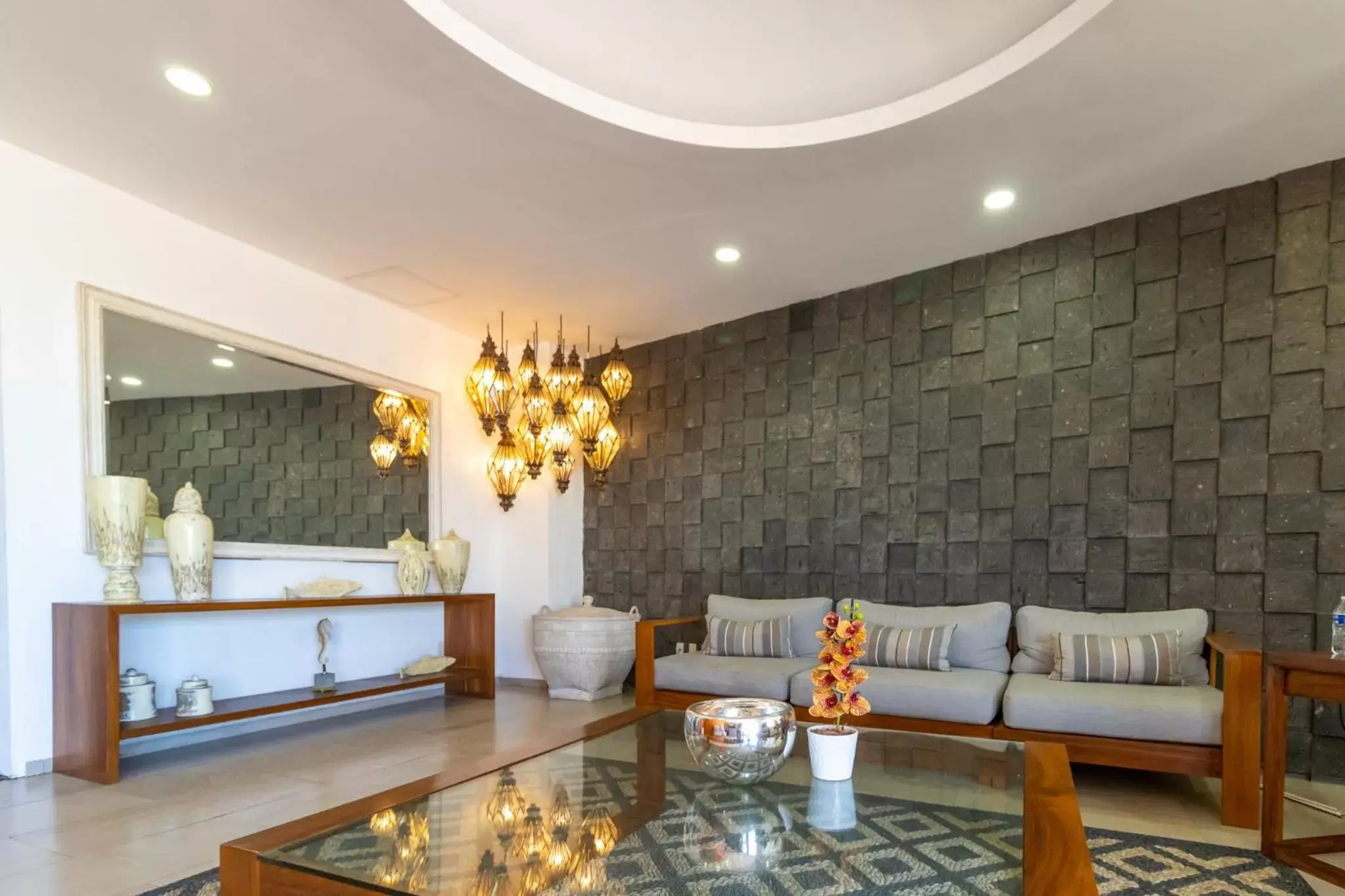 Lobby or reception, Lobby/Reception in The Paramar Beachfront Boutique Hotel With Breakfast Included - Downtown Malecon