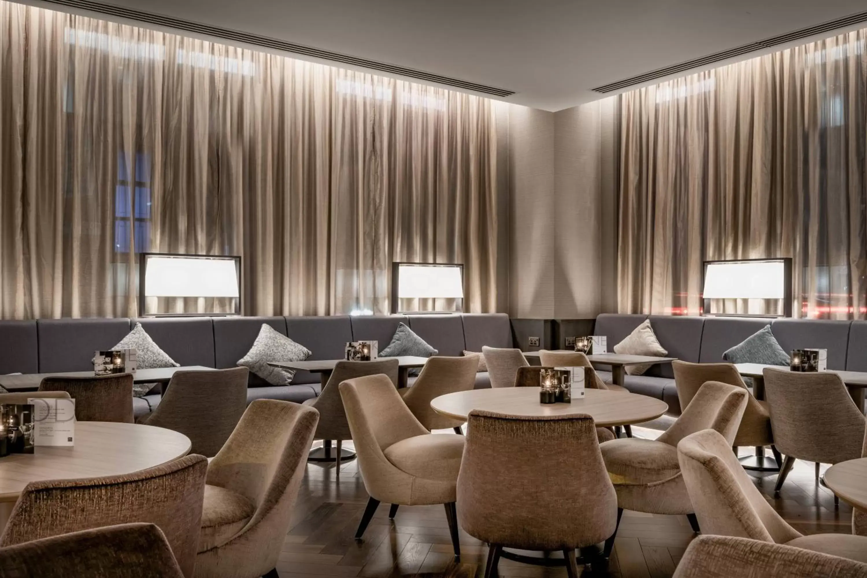 Lounge or bar in AC Hotel by Marriott Manchester City Centre