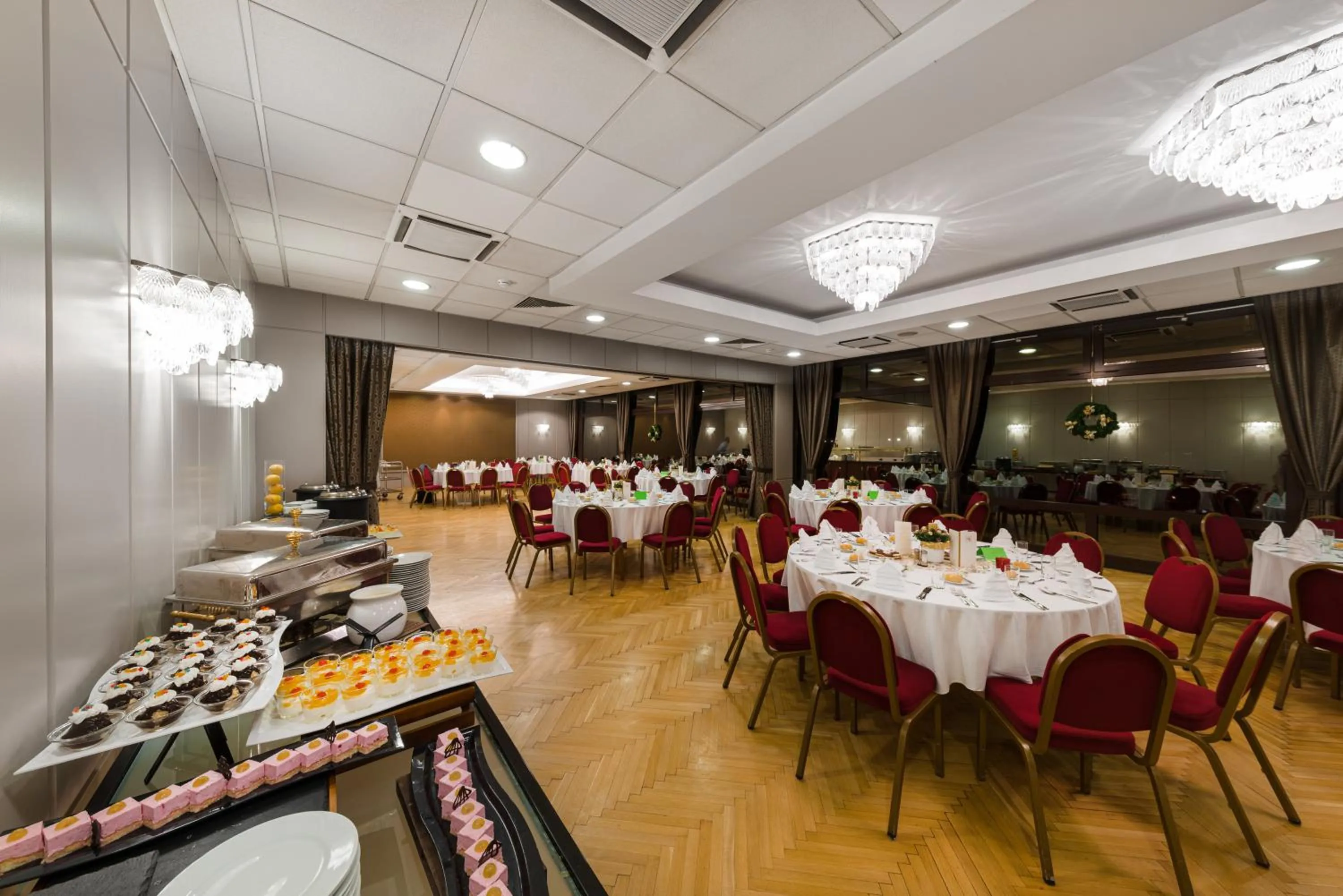 Meals in Hotel Budapest