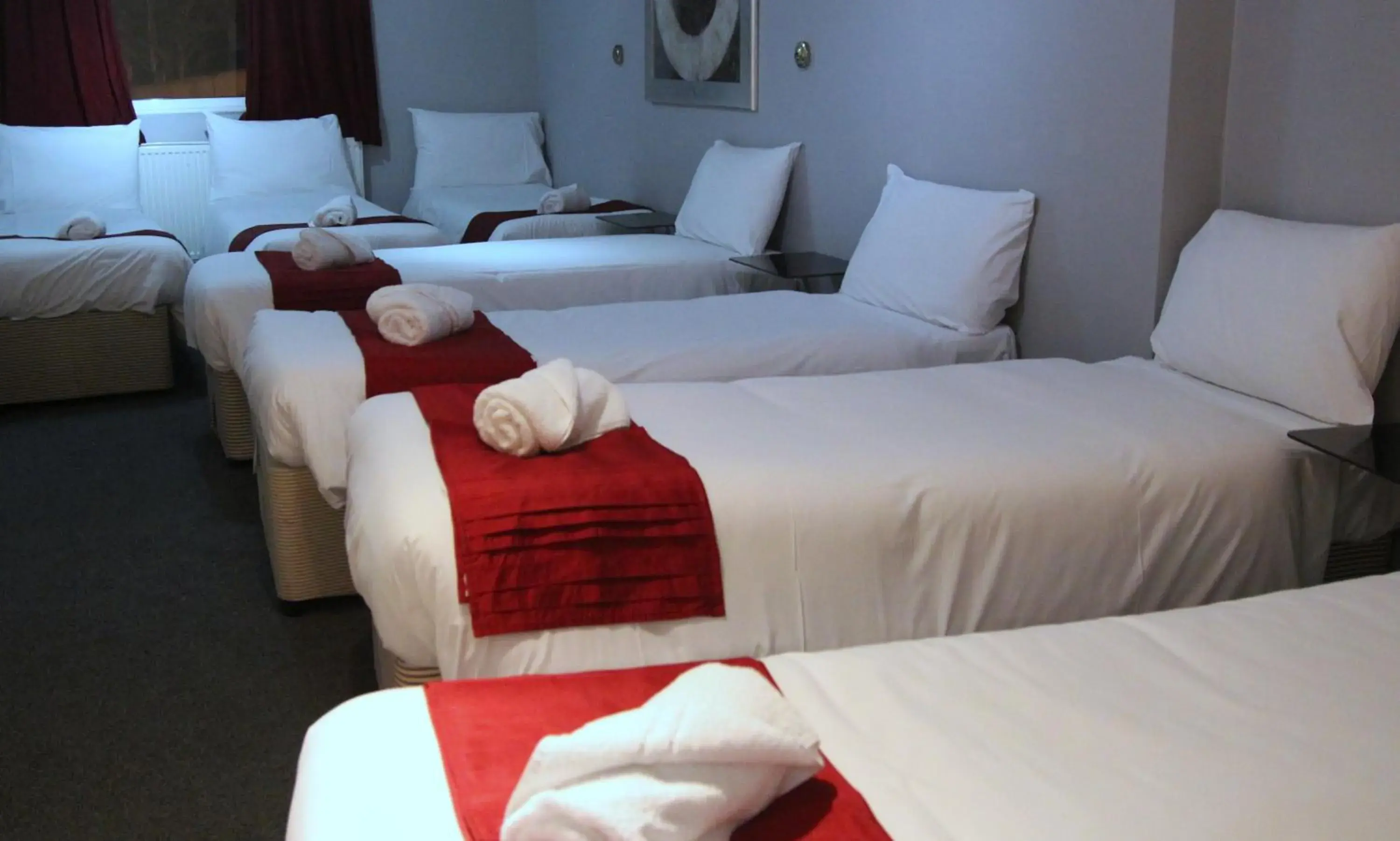 Bed in Fairmount Hotel