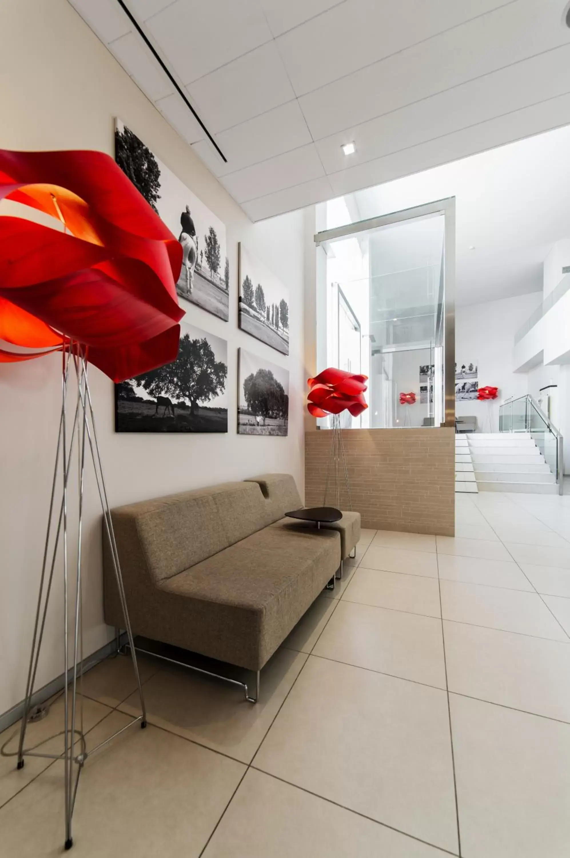 Lobby or reception, Seating Area in Moov Hotel Évora