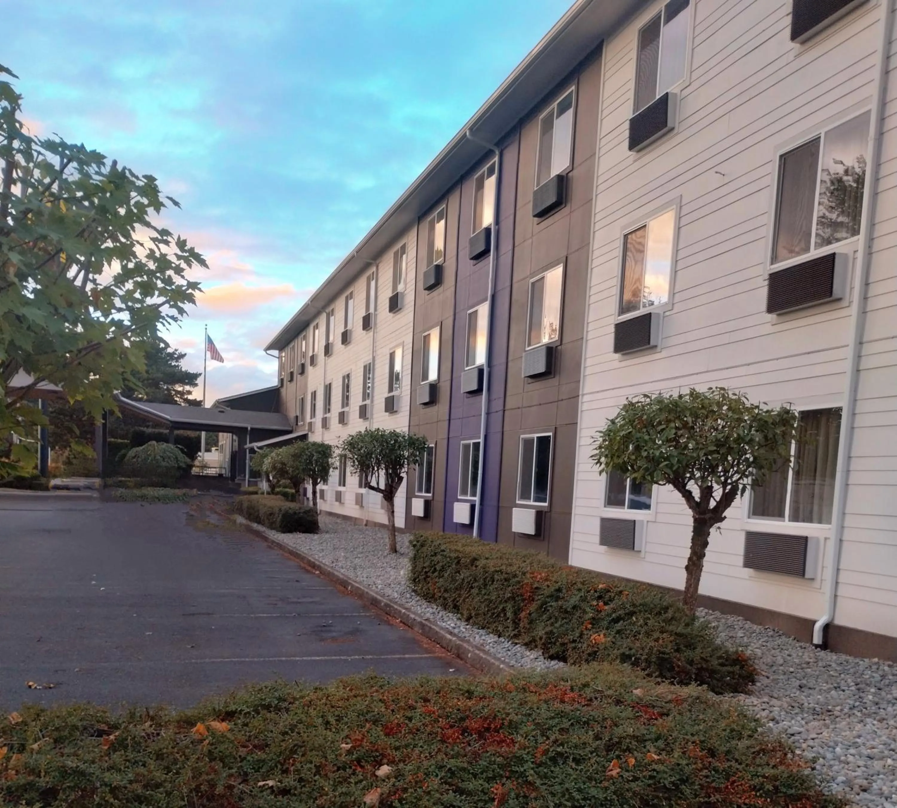 Property building in Sleep Inn Kelso Longview