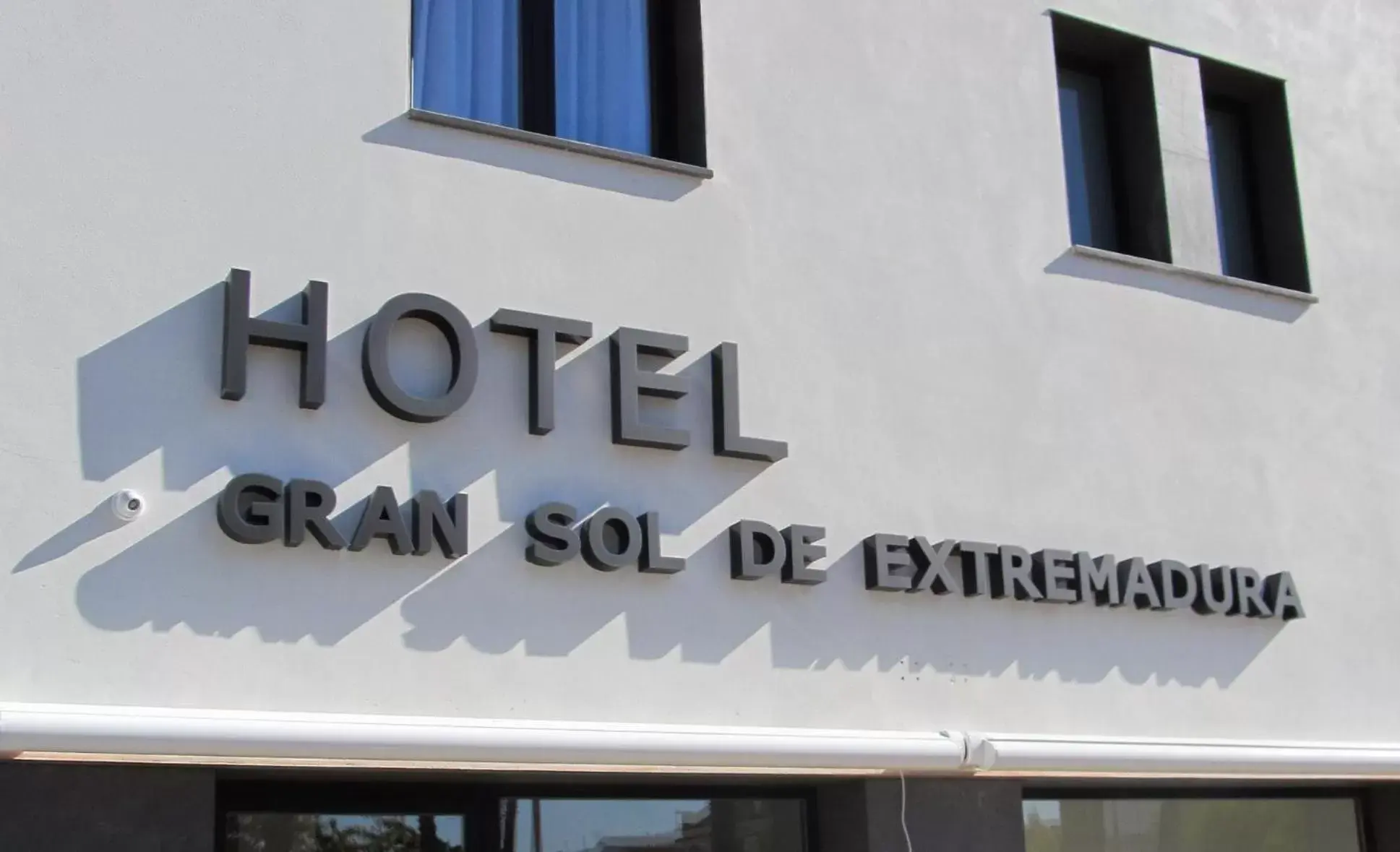 Facade/entrance, Property Logo/Sign in Hotel Gran Sol De Extremadura