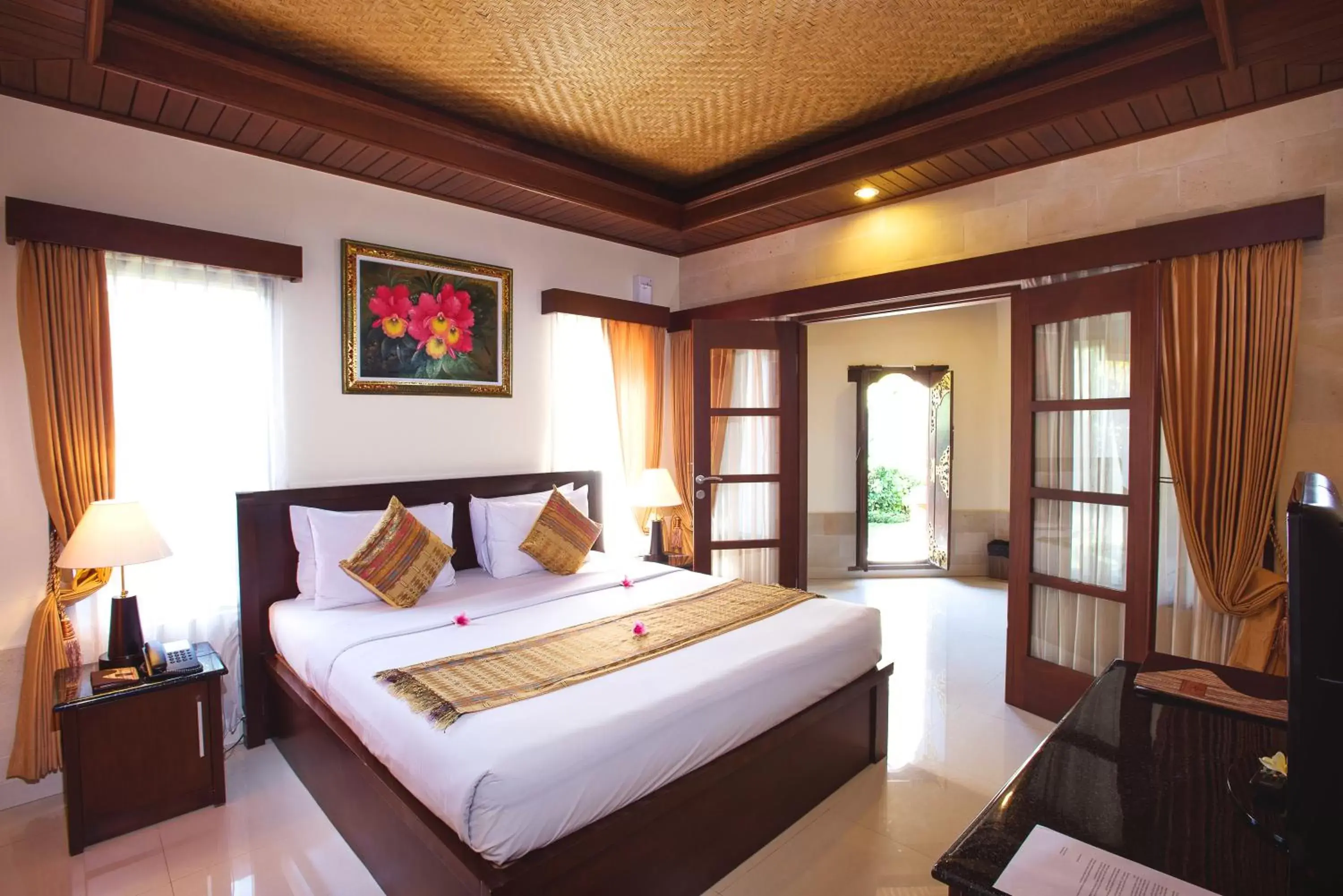 Bed in Rama Phala Resort & Spa