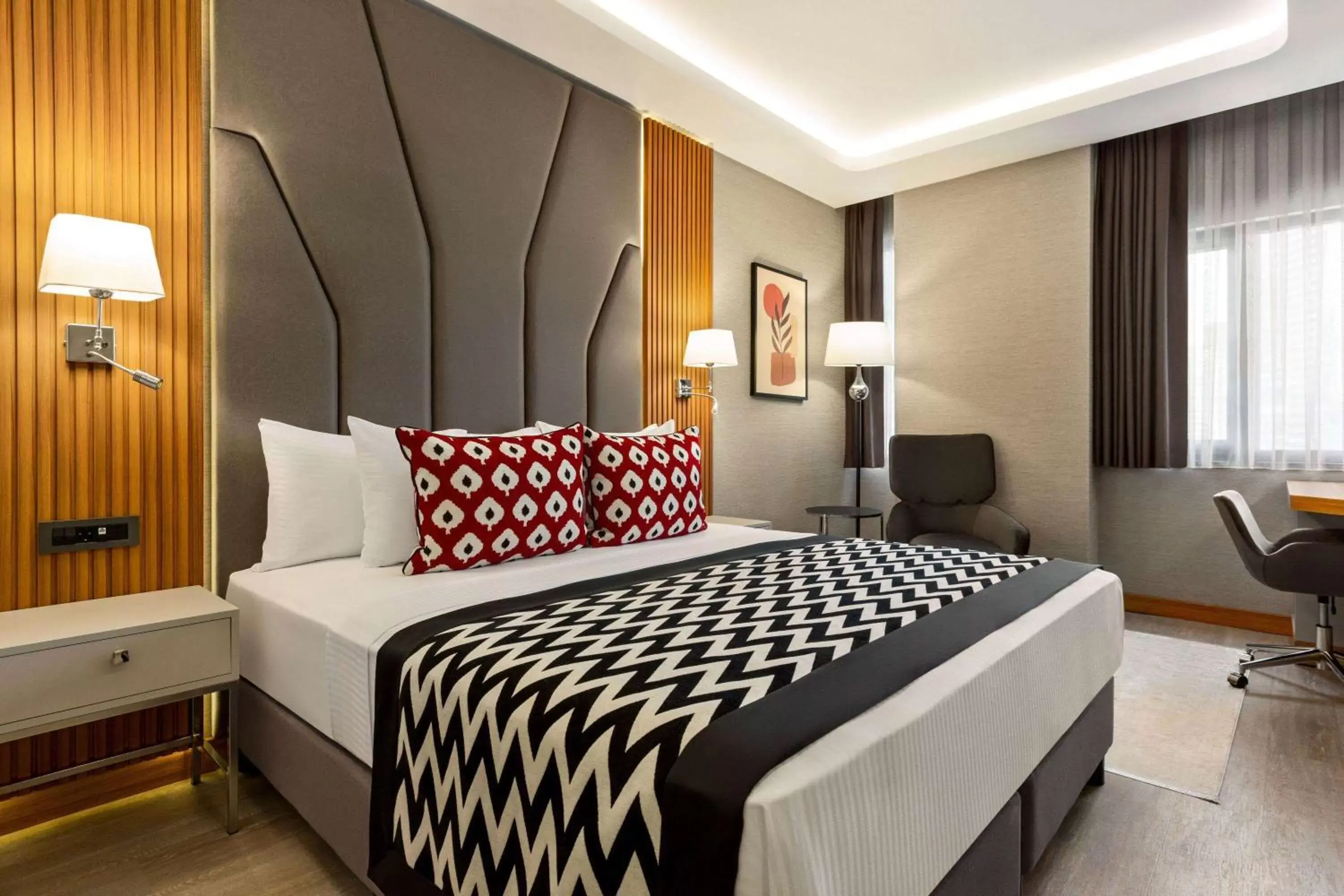 Photo of the whole room, Bed in Ramada Encore by Wyndham Istanbul Sisli Photo of the whole room, Bed in Ramada Encore by Wyndham Istanbul Sisli