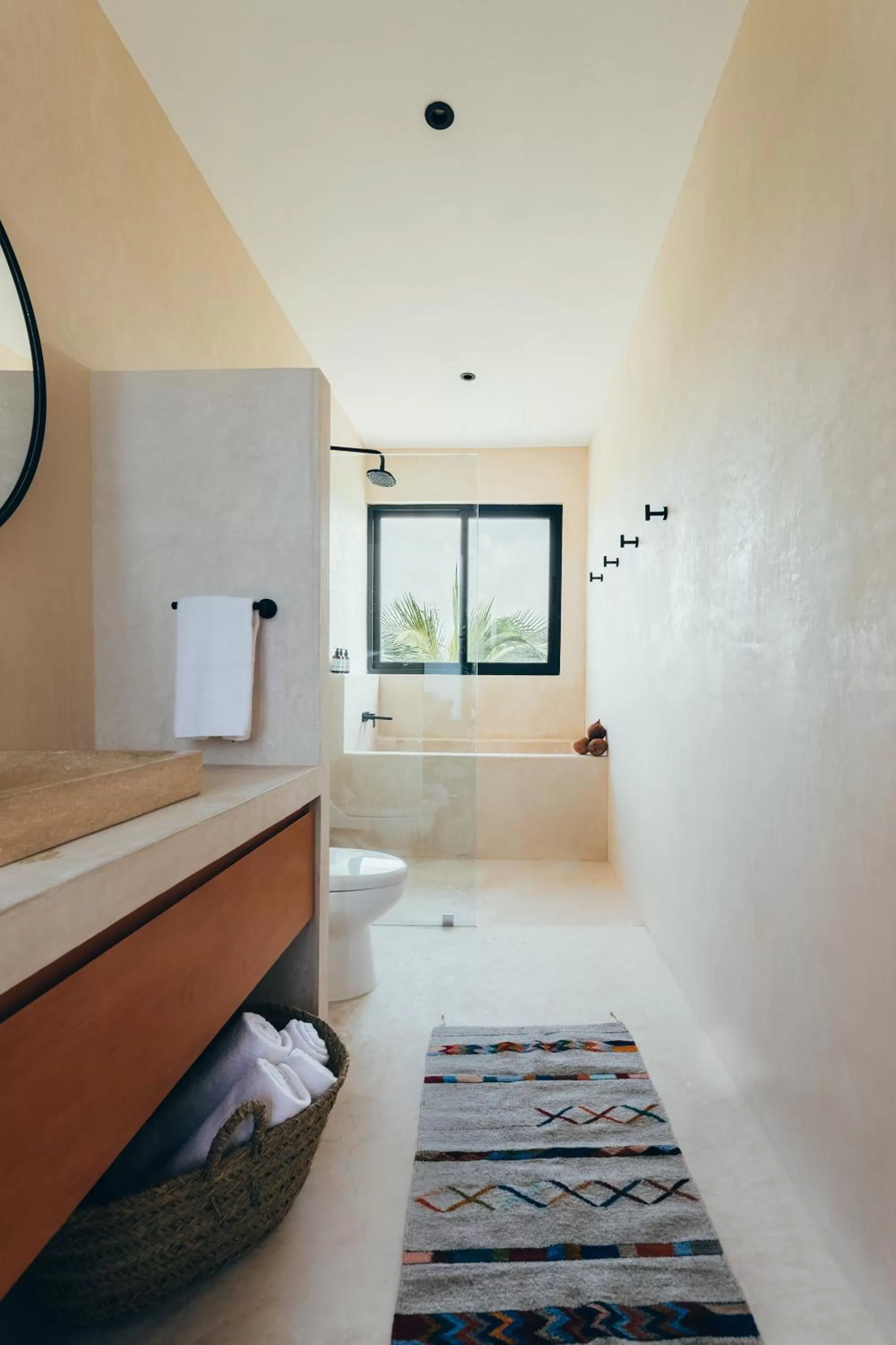 Bathroom, Bed in Cucu Hotel El Cuyo