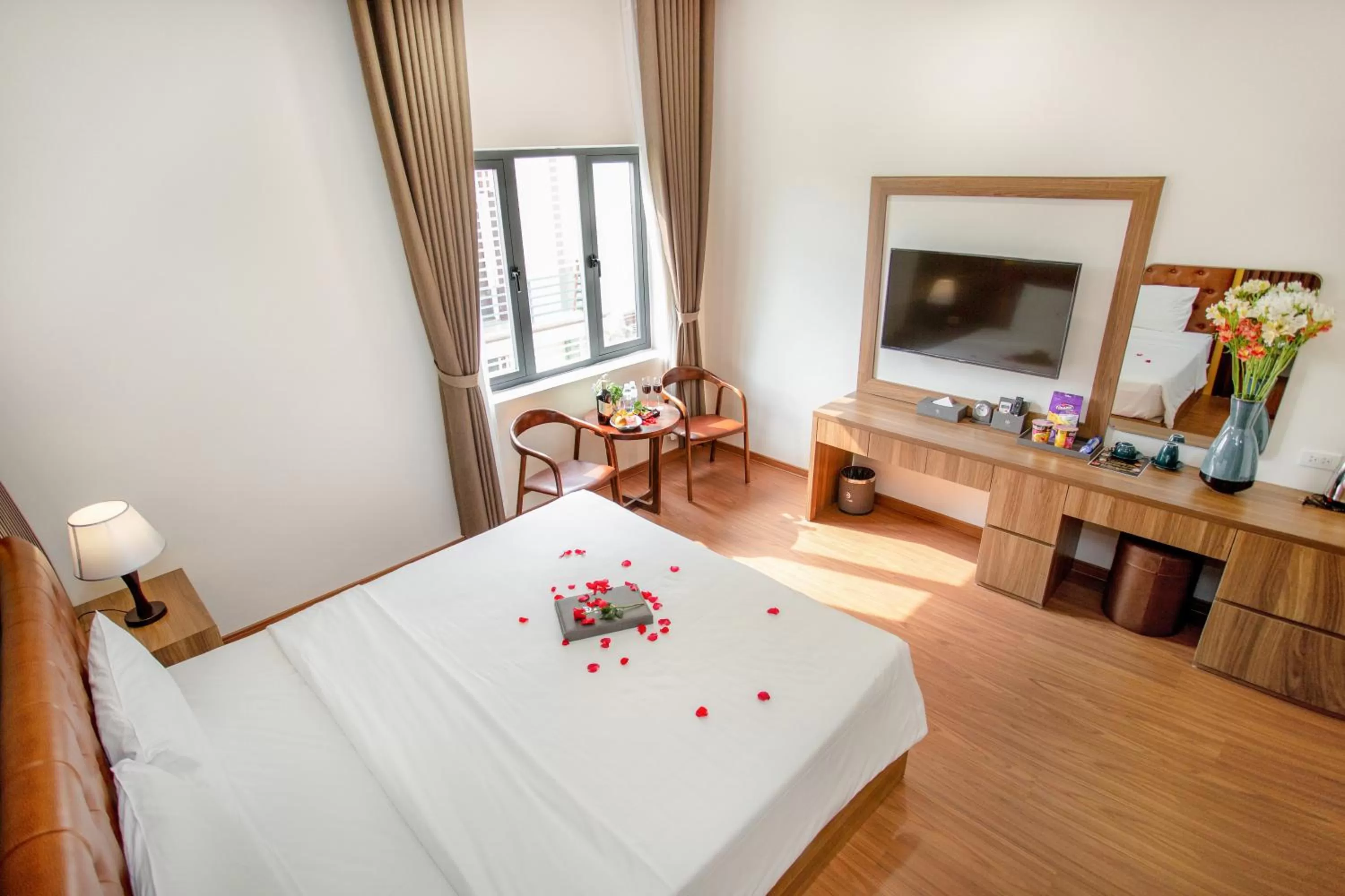 Photo of the whole room, Bed in MOMALI Hotel Ninh Binh