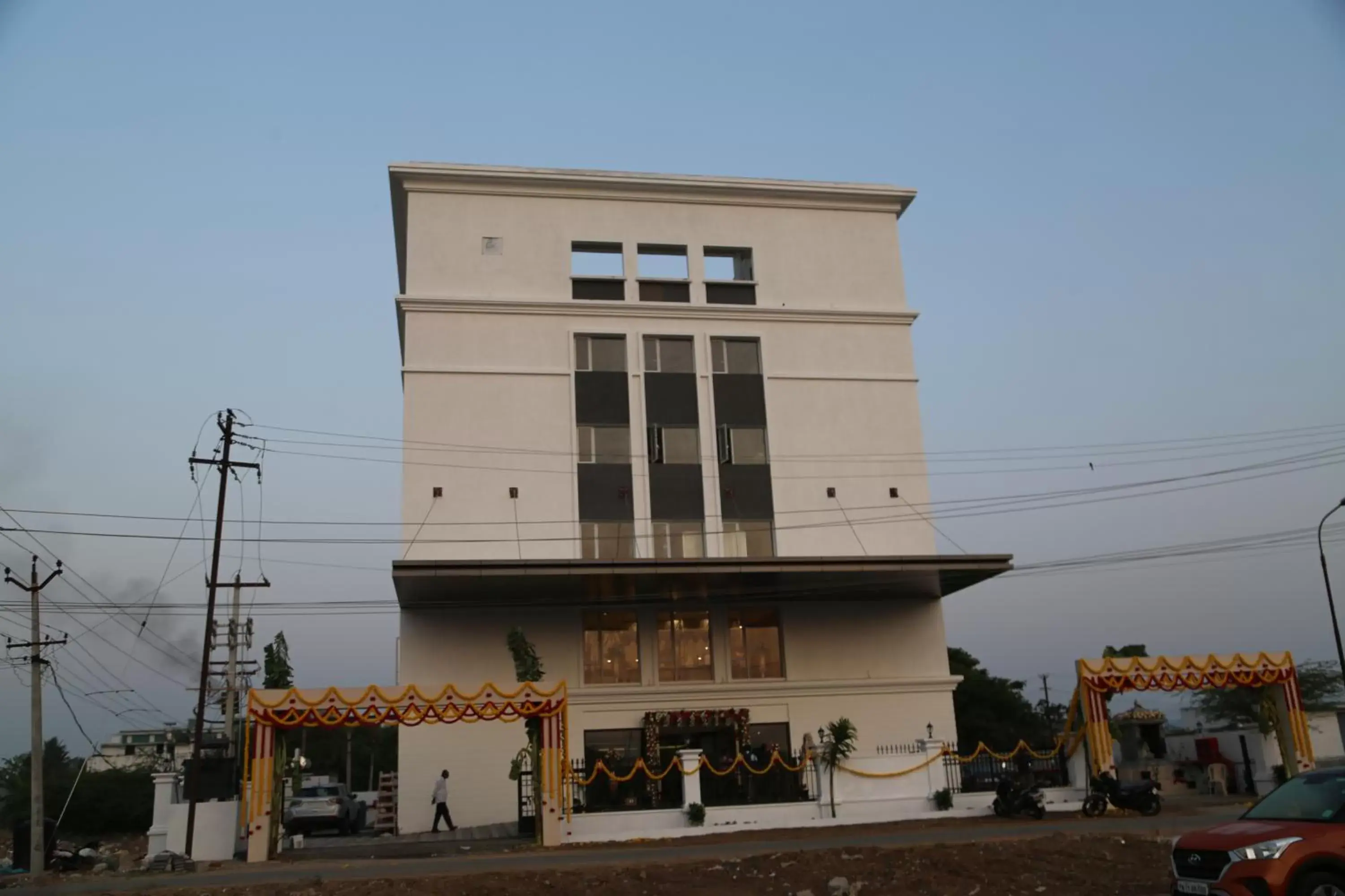 Property Building in Hotel Skanda Palace Property Building in Hotel Skanda Palace