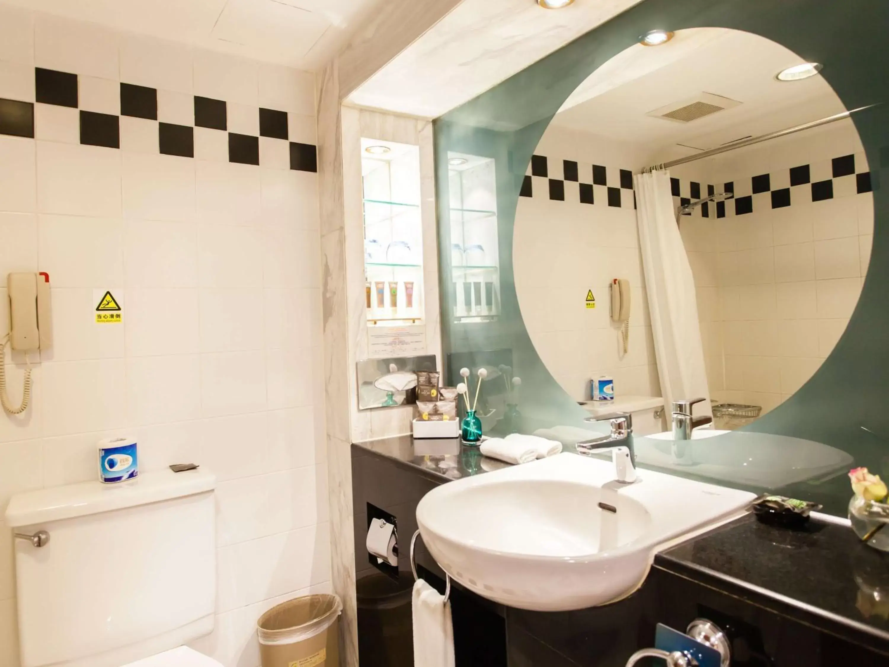 Photo of the whole room in Beijing XinQiao Hotel Photo of the whole room in Beijing XinQiao Hotel