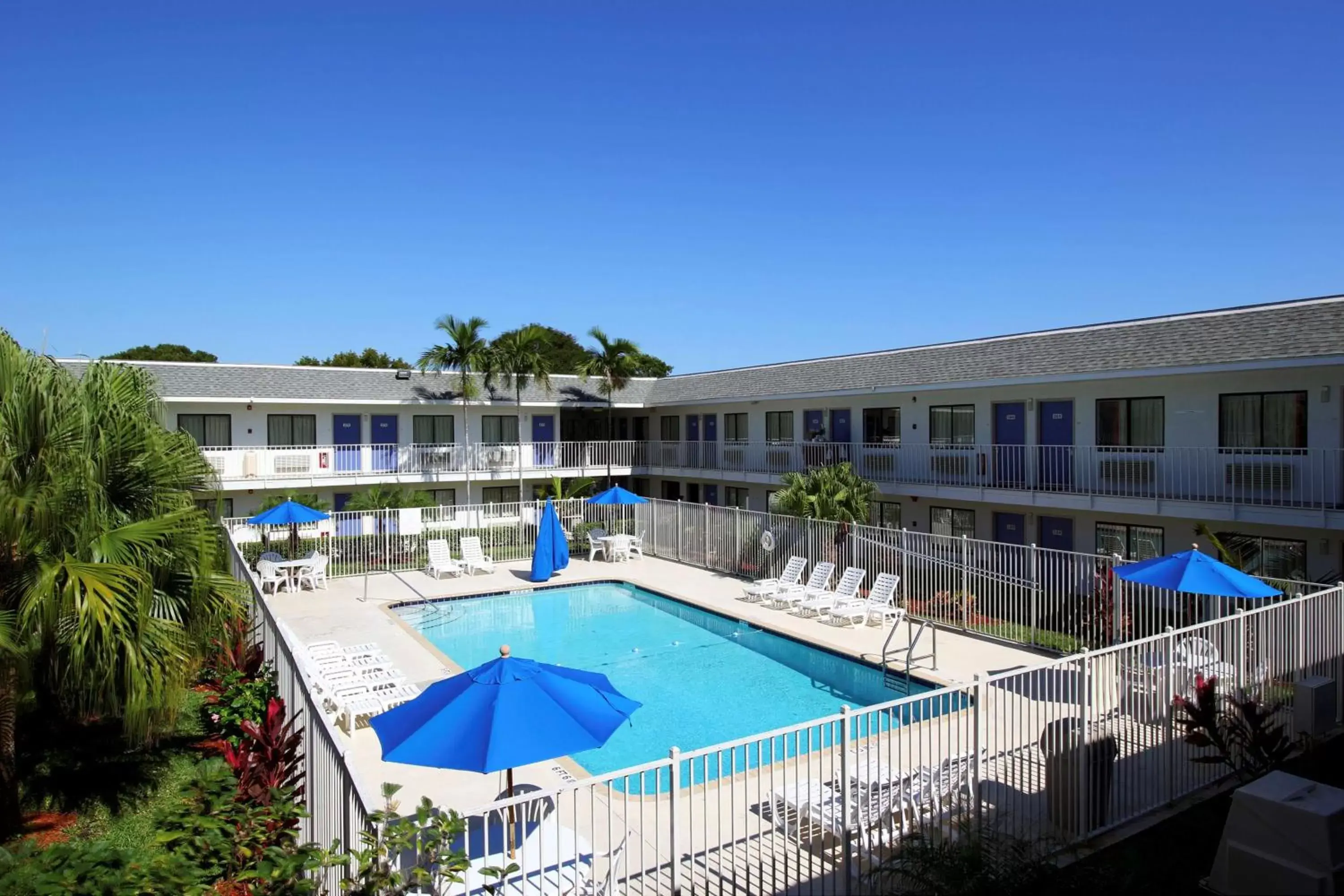 Day, Swimming Pool in Motel 6-Lantana, FL