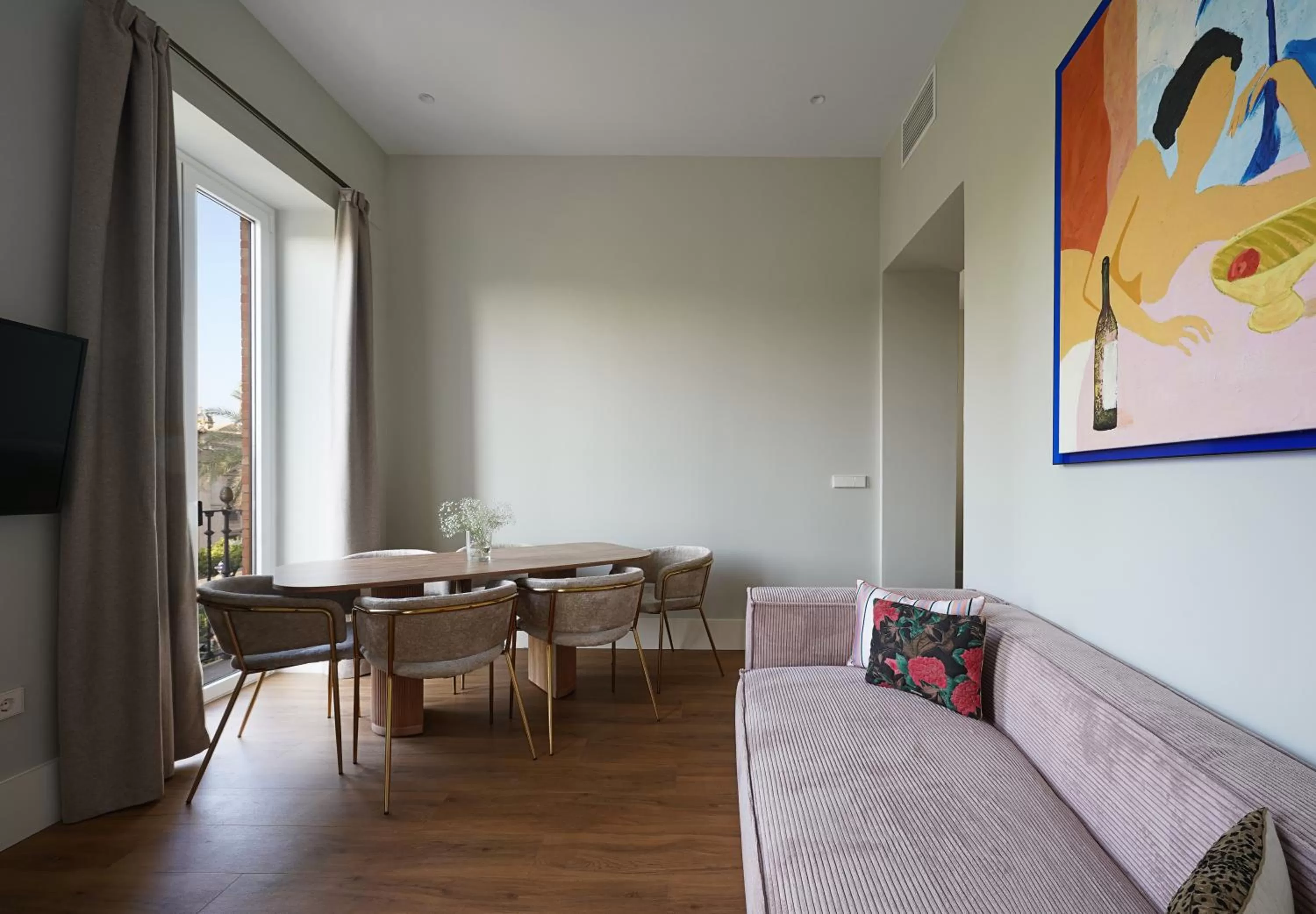 Living room in Numa Seville Prestigio