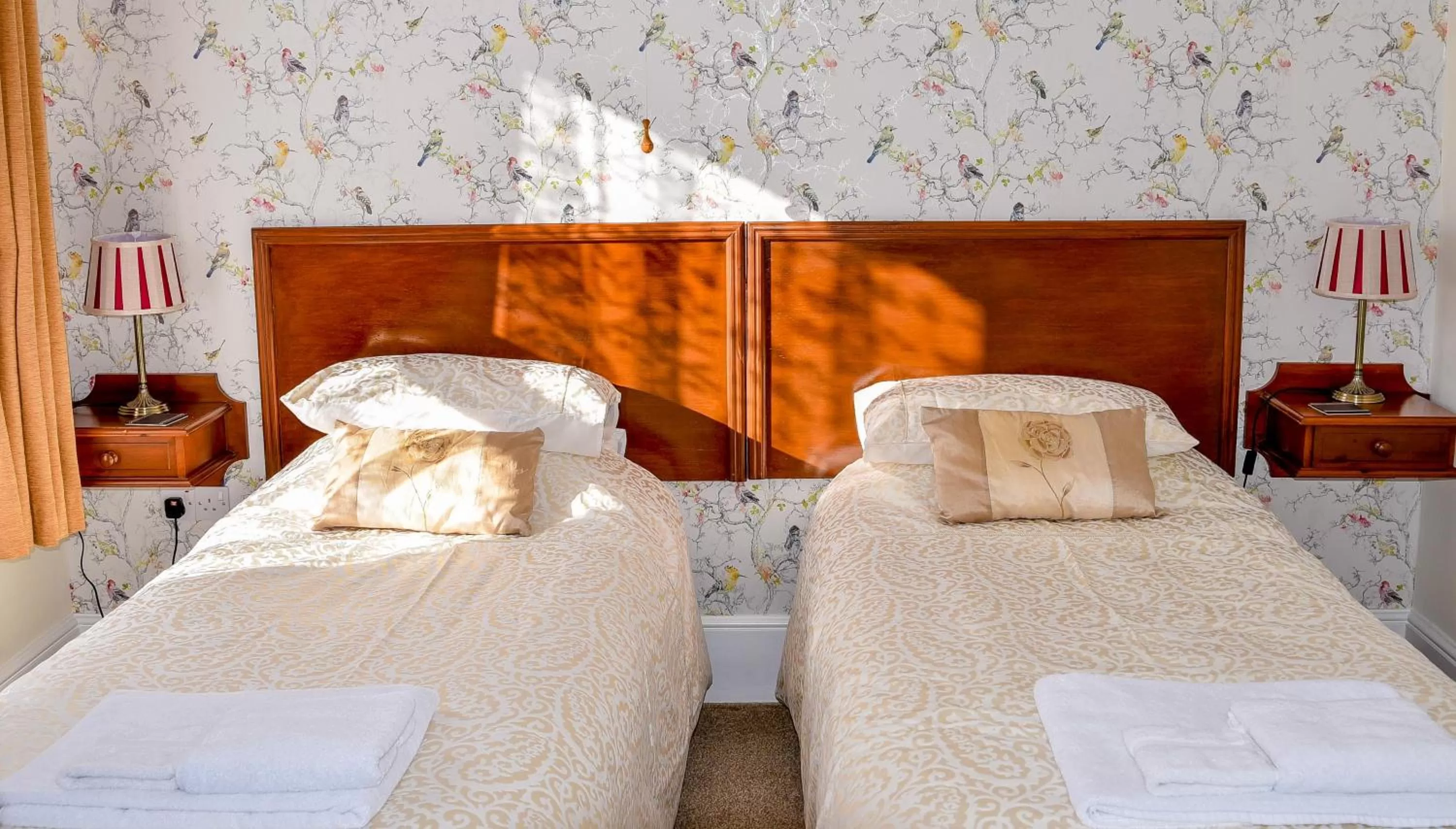 Bedroom, Bed in Grange Bank House