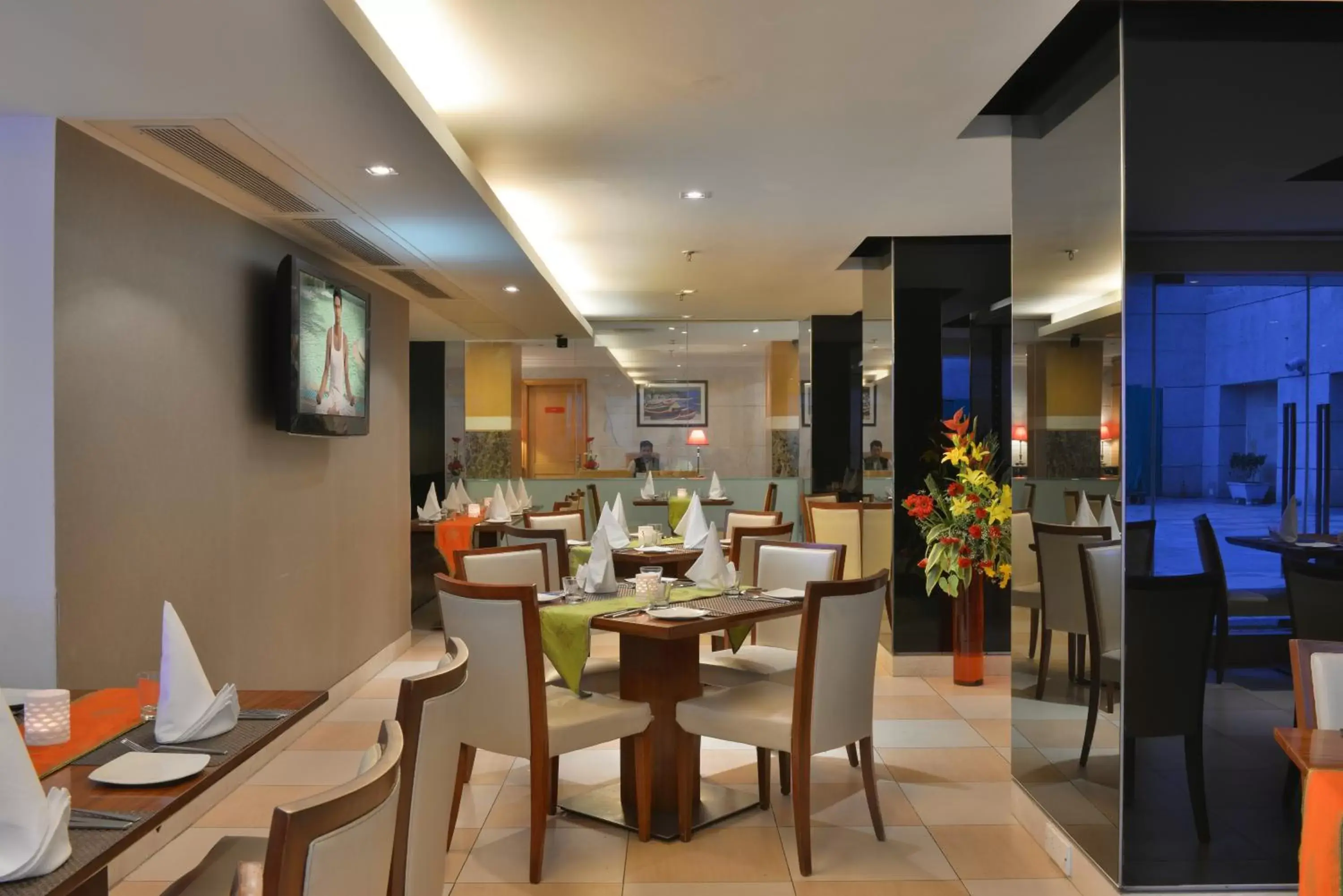 Restaurant/places to eat in Vivanta Vadodara Restaurant/places to eat in Vivanta Vadodara