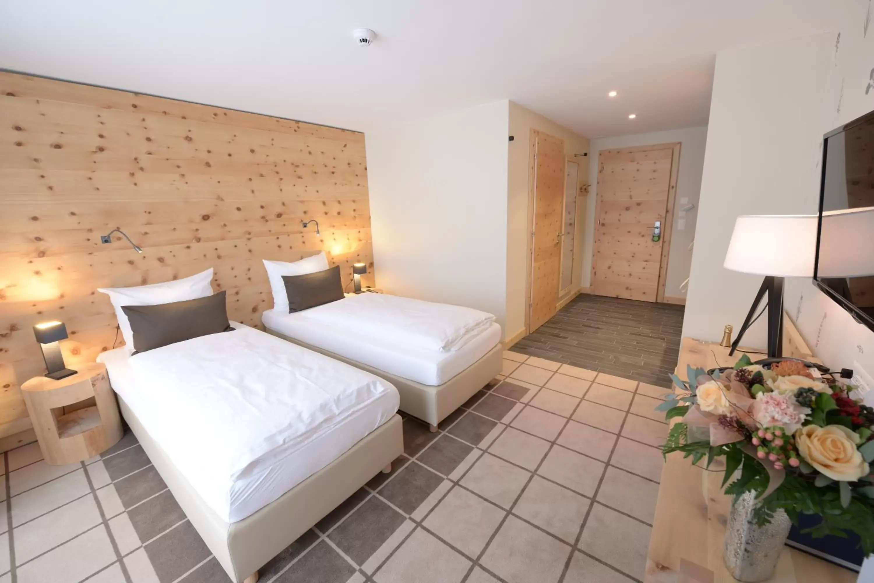 Double Room - Disability Access - Groundfloor in Alpenhotel Fleurs de Zermatt