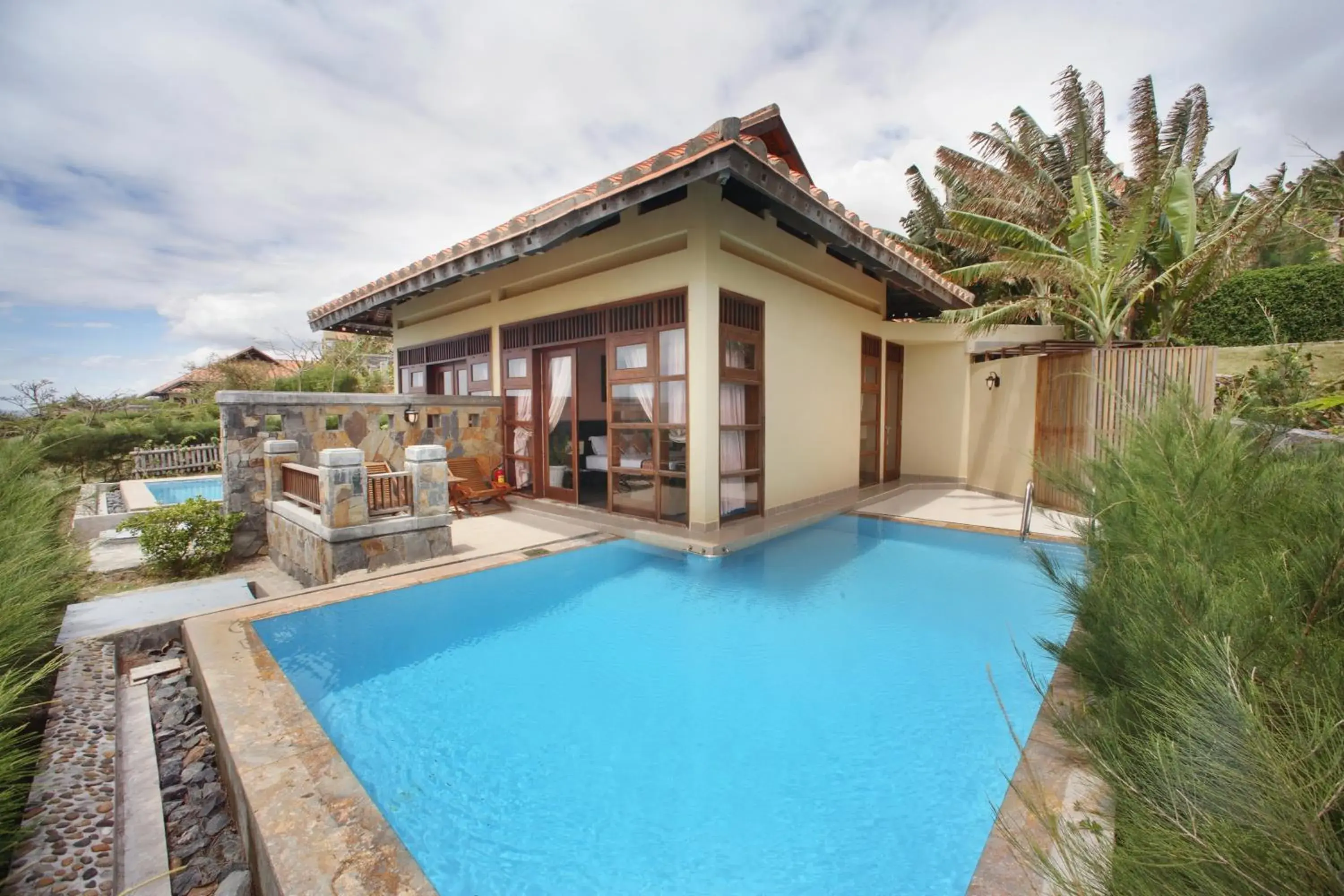 Balcony/Terrace, Swimming Pool in Romana Resort & Spa