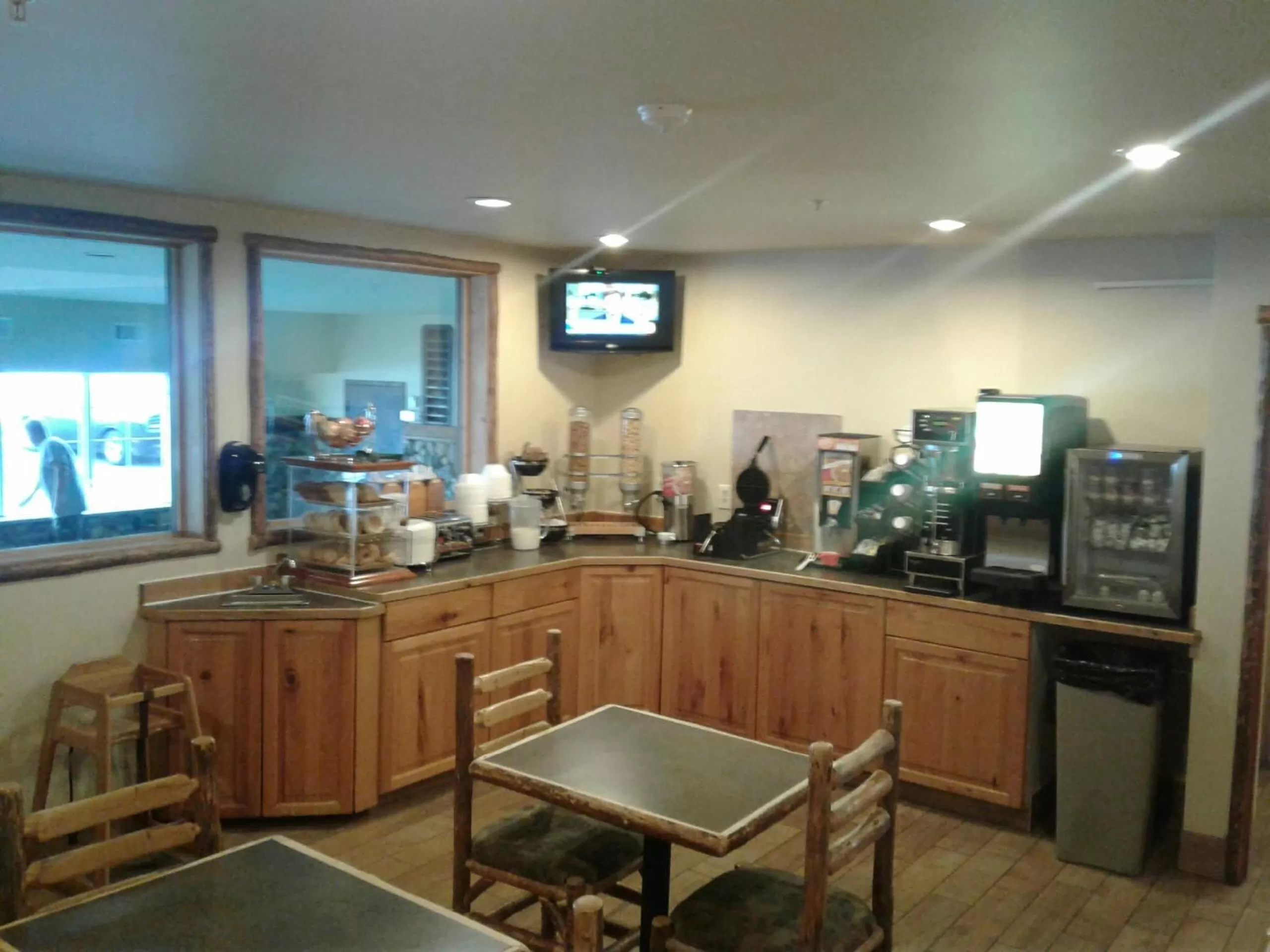 Breakfast in Microtel Inn & Suites by Wyndham Bozeman