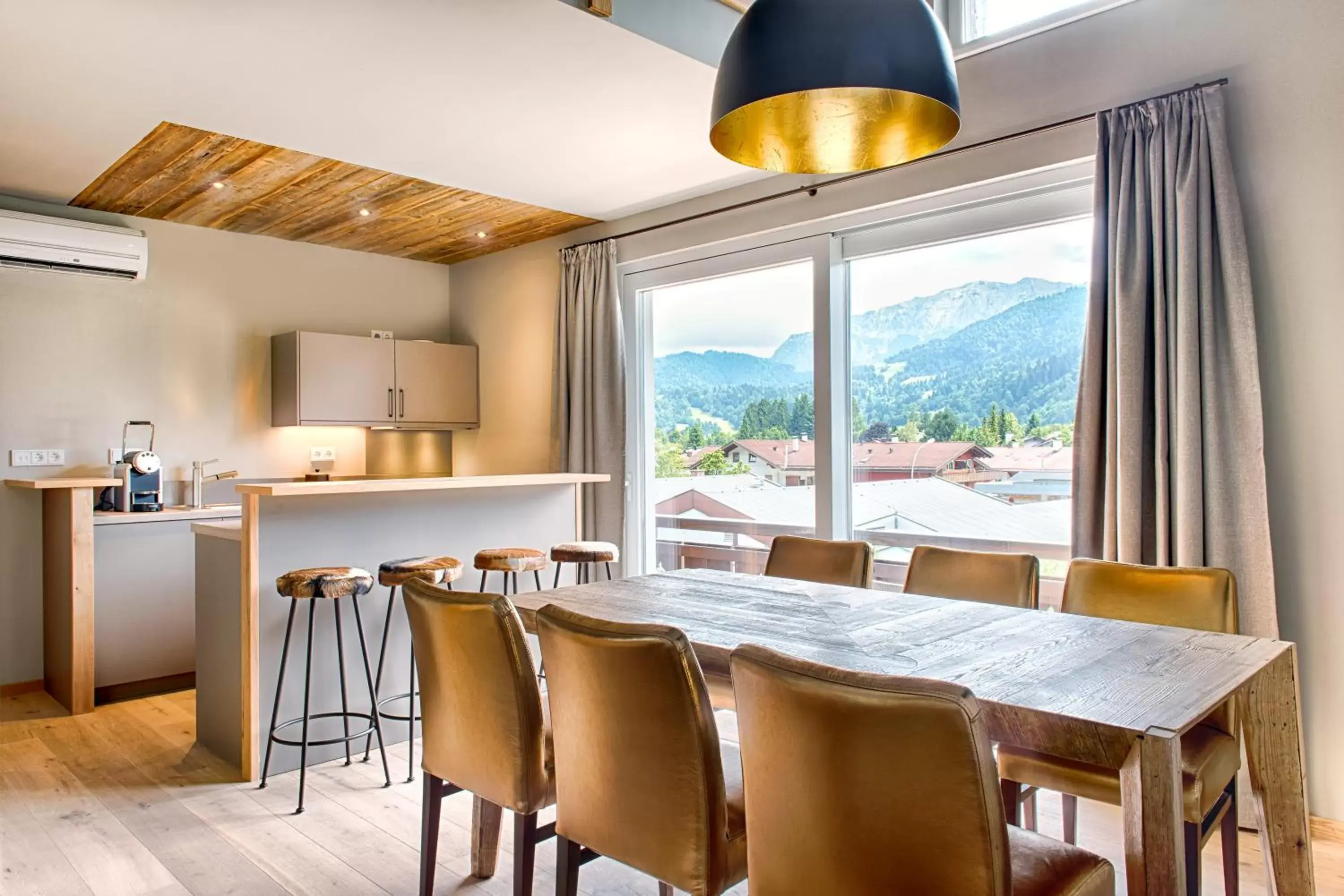 Living room, Dining Area in Obermühle 4*S Boutique Resort