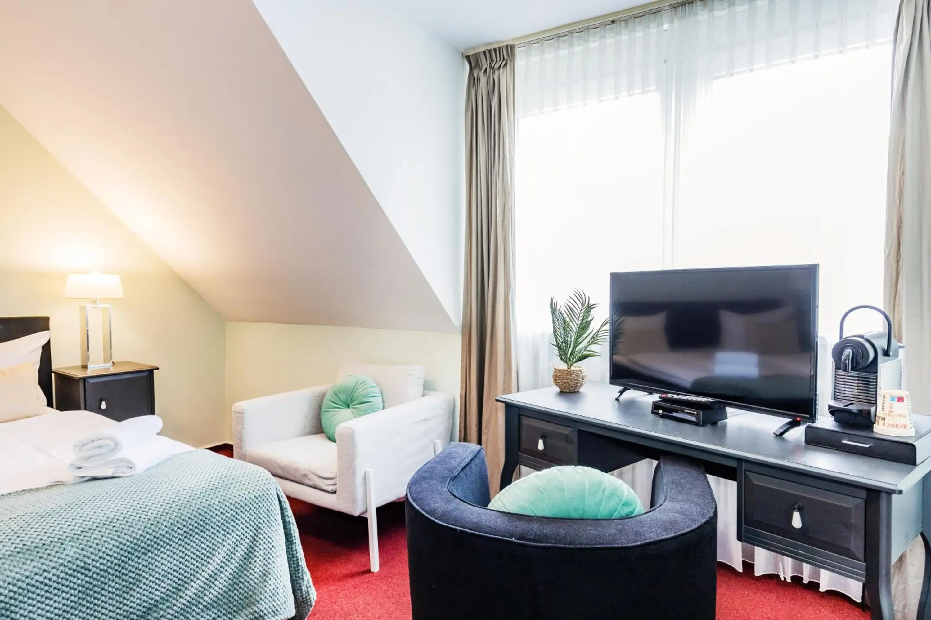 Photo of the whole room, TV/Entertainment Center in Hotel Fürst Garden