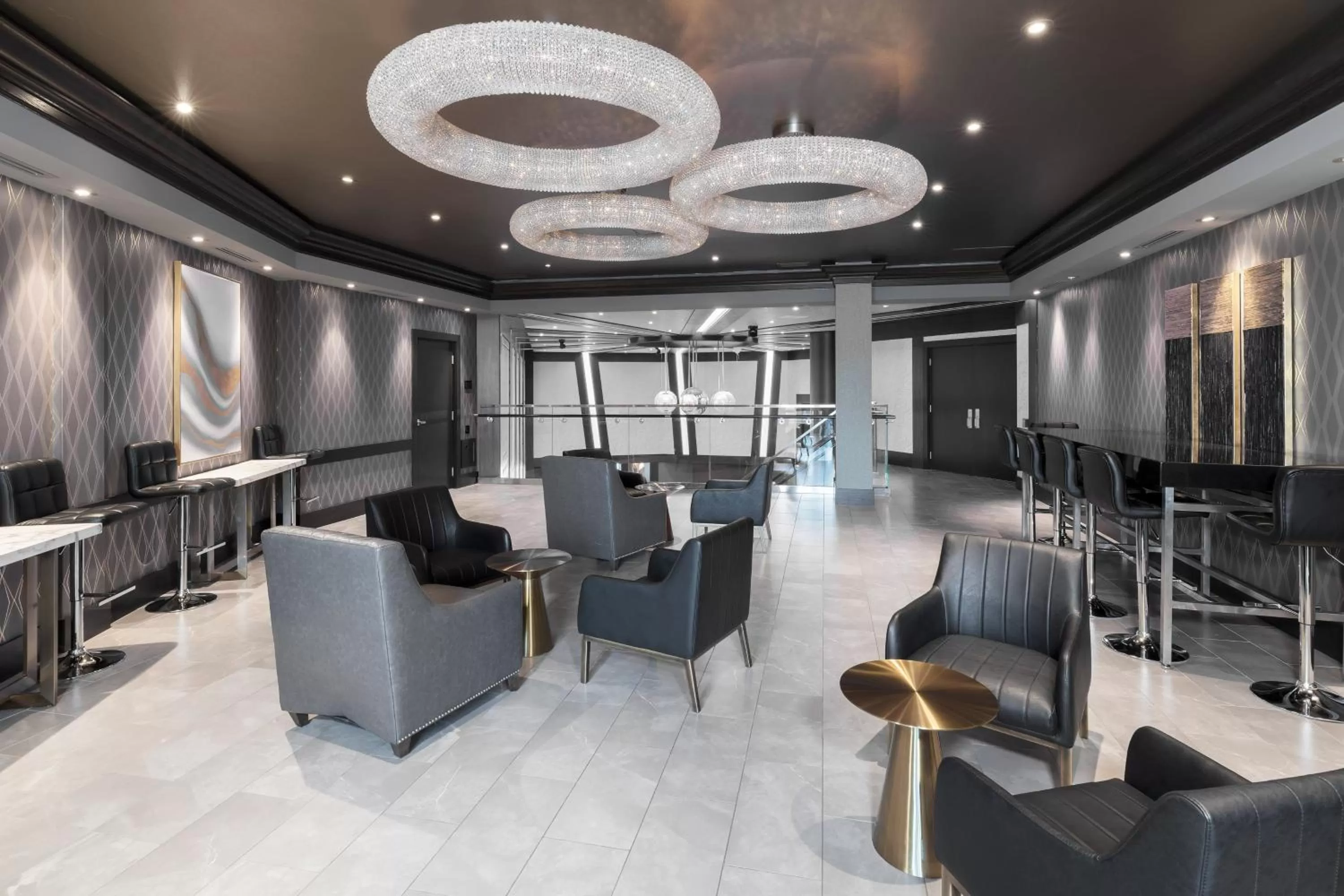 Lounge or bar in Wyndham Grand Fallsview Hotel