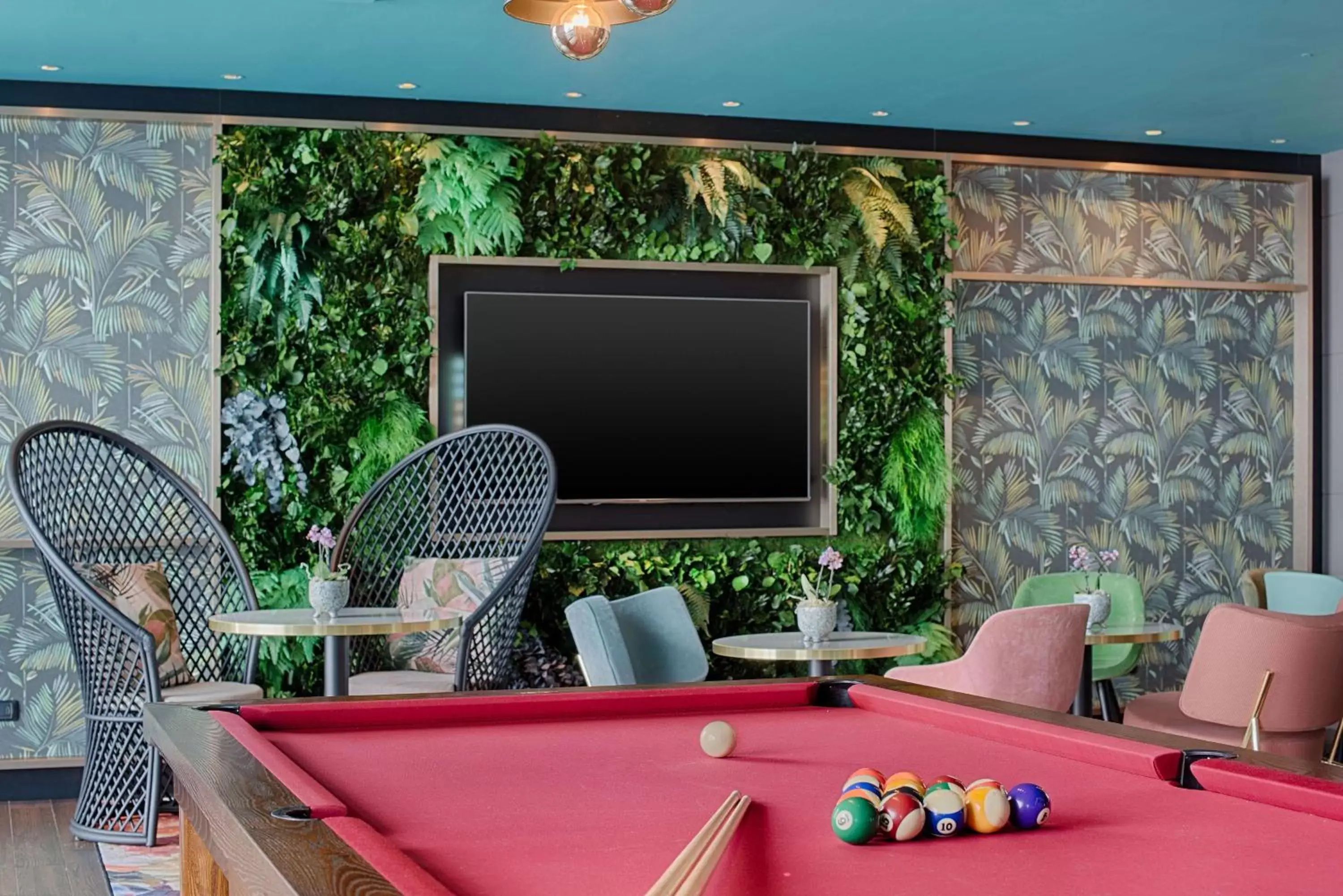 Lounge or bar, Billiards in NH Collection Milano Touring