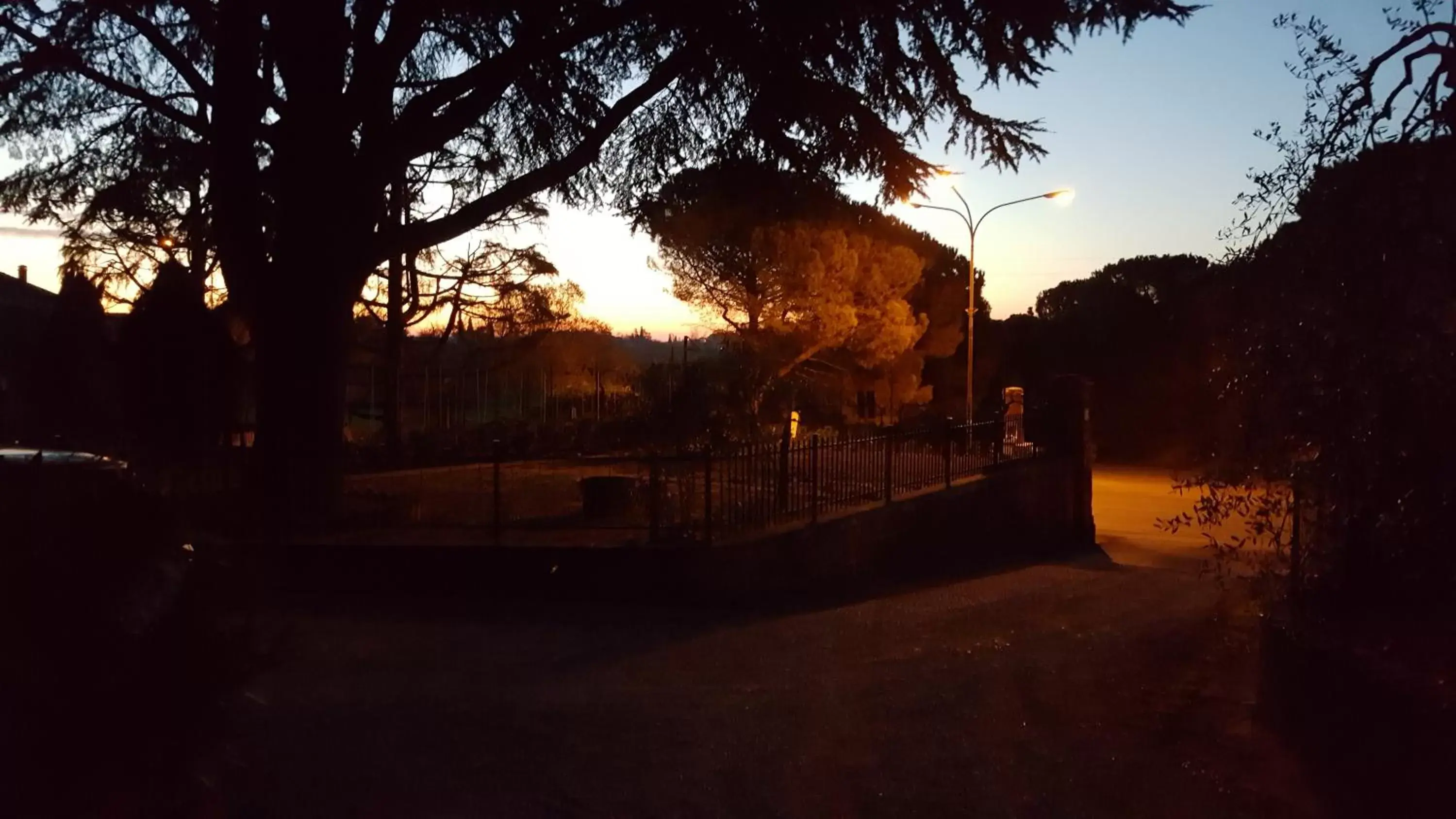 Sunrise/Sunset in Orto degli Ulivi