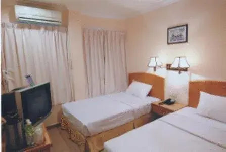Bed in Hotel City Star