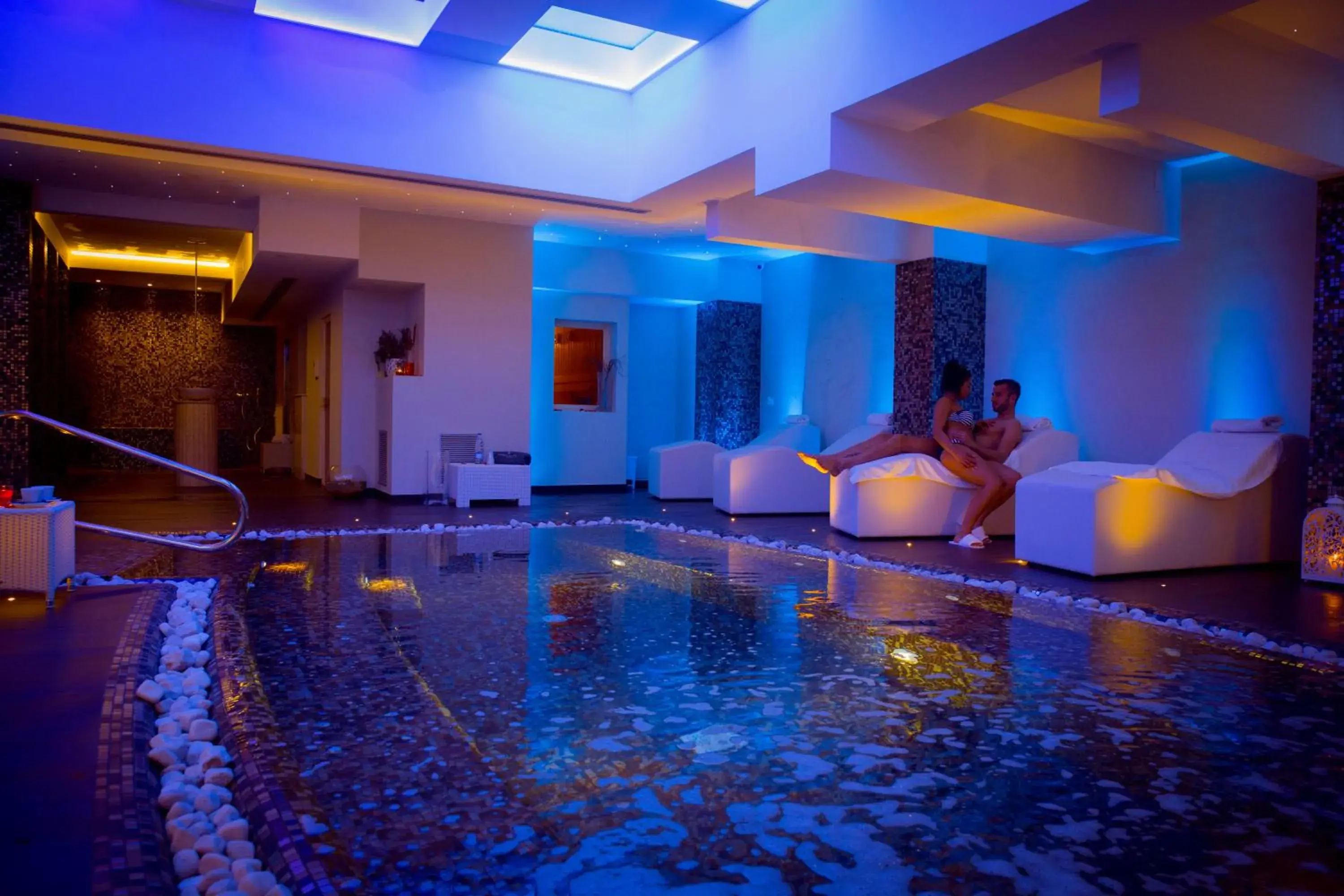 Swimming Pool in Hotel Degli Ulivi