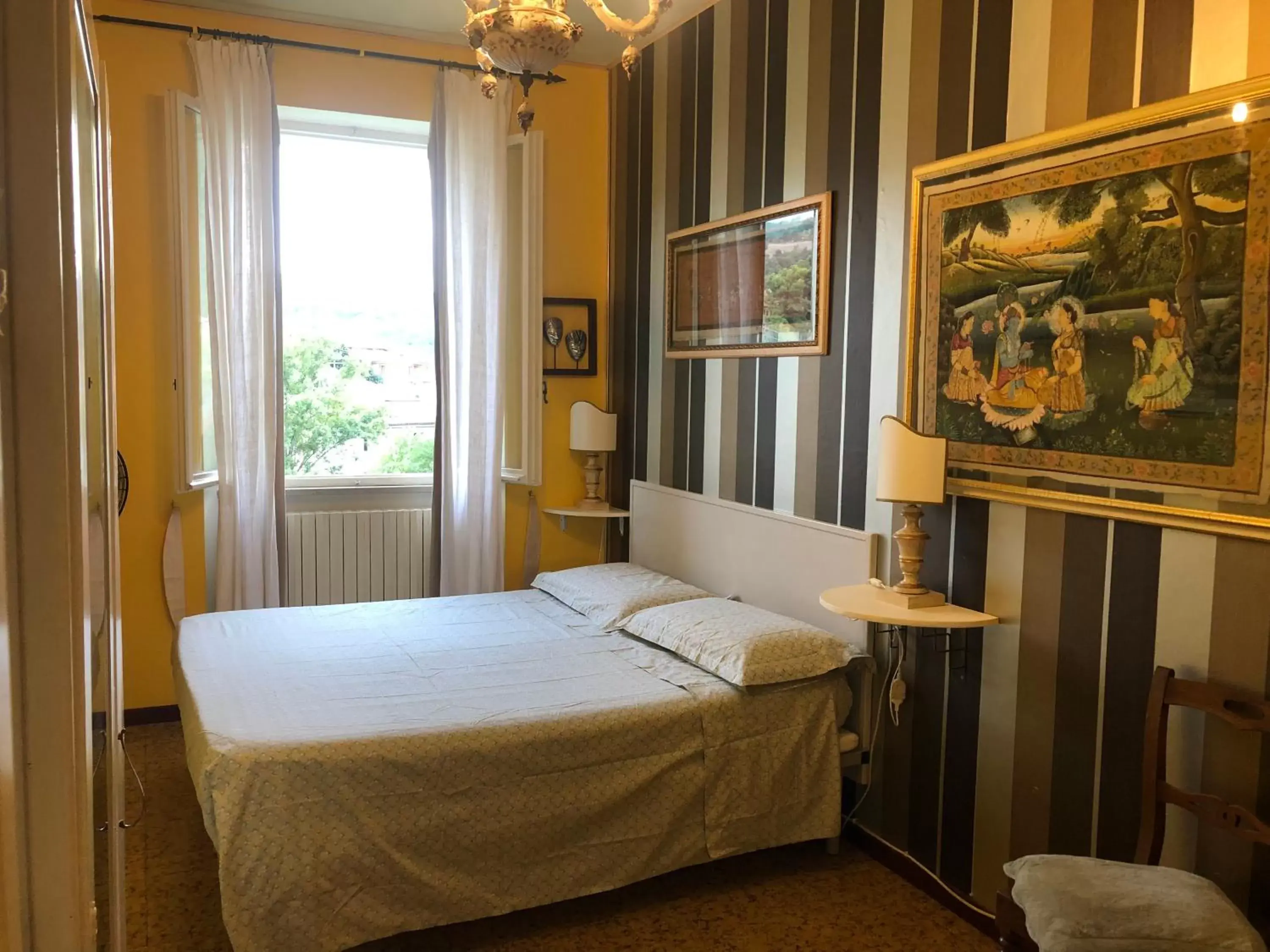 Bedroom, Bed in La Finestra sul Fiume
