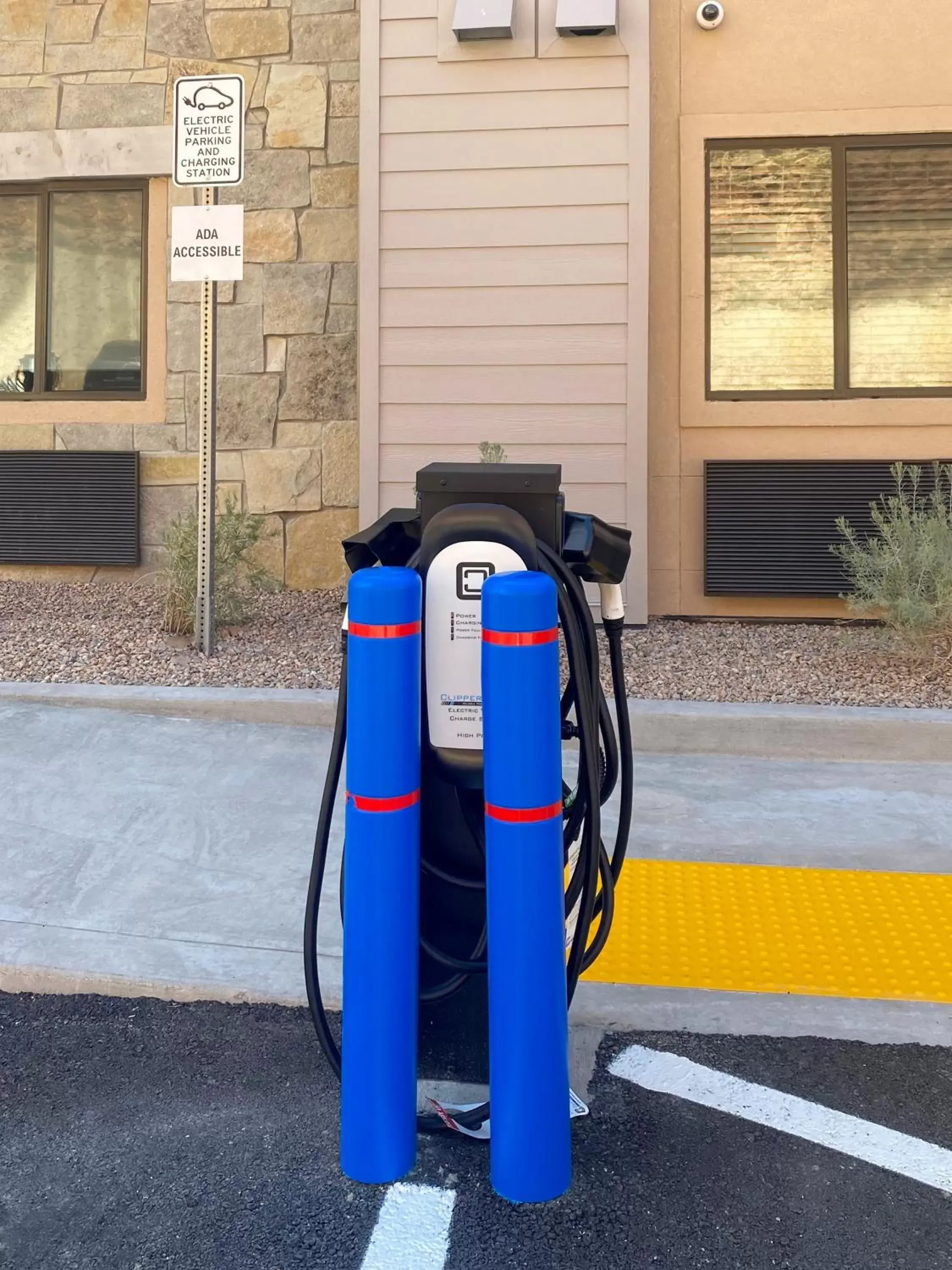 Parking, Fitness Center/Facilities in My Place Hotel-Moab, UT